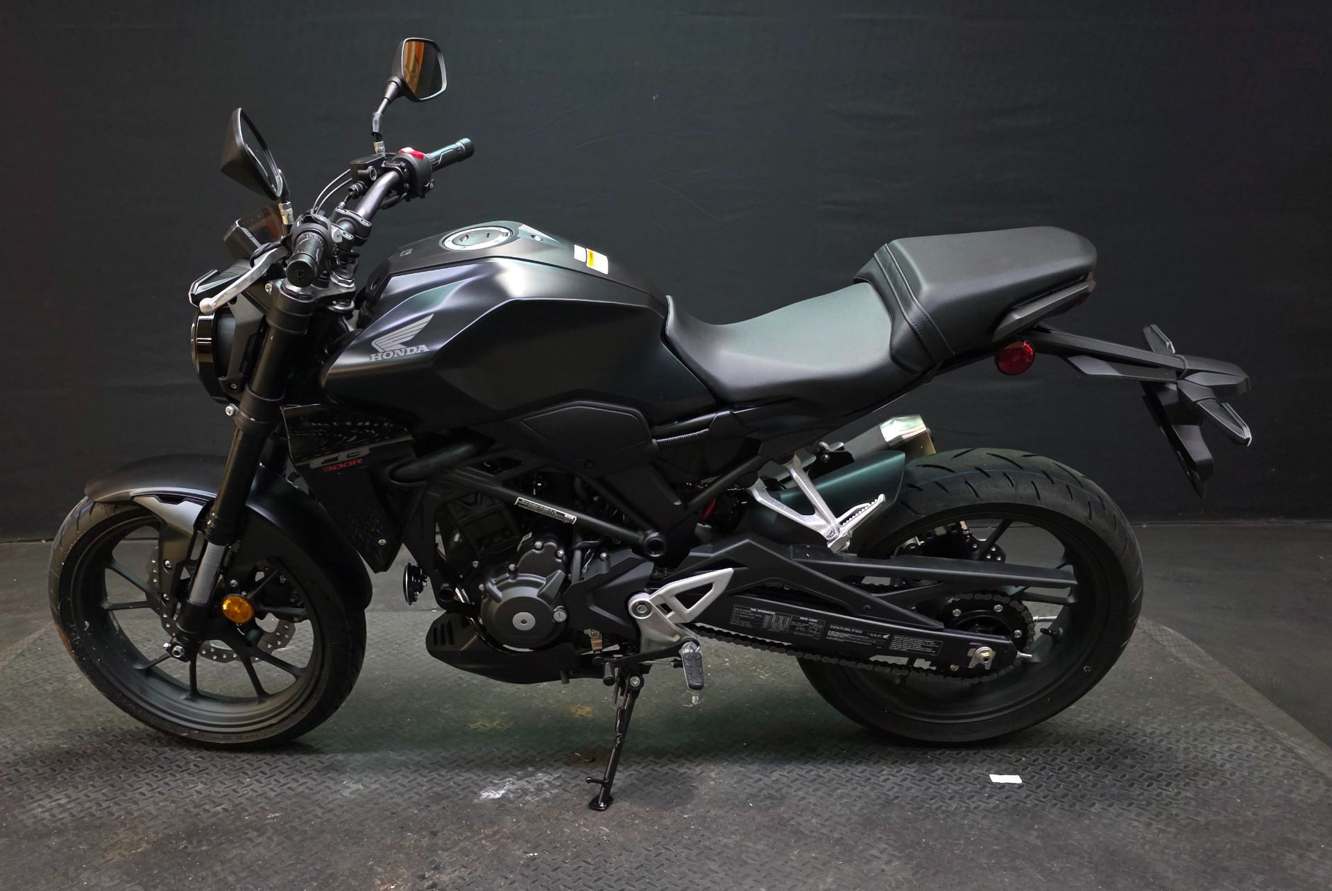 2025 Honda CB300R ABS 5