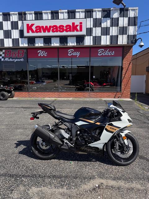 2026 Kawasaki Ninja ZX-6R ABS — photo 1 of 14