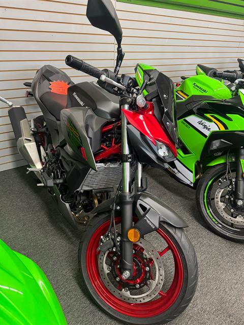 2025 Kawasaki Z500 SE ABS