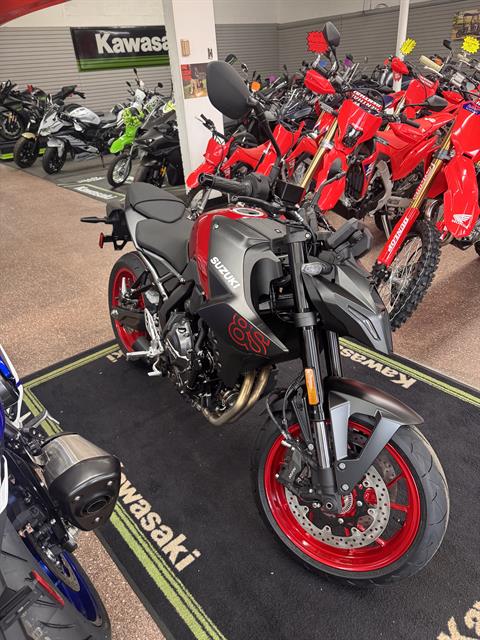 2026 Suzuki GSX-8S — photo 1 of 8