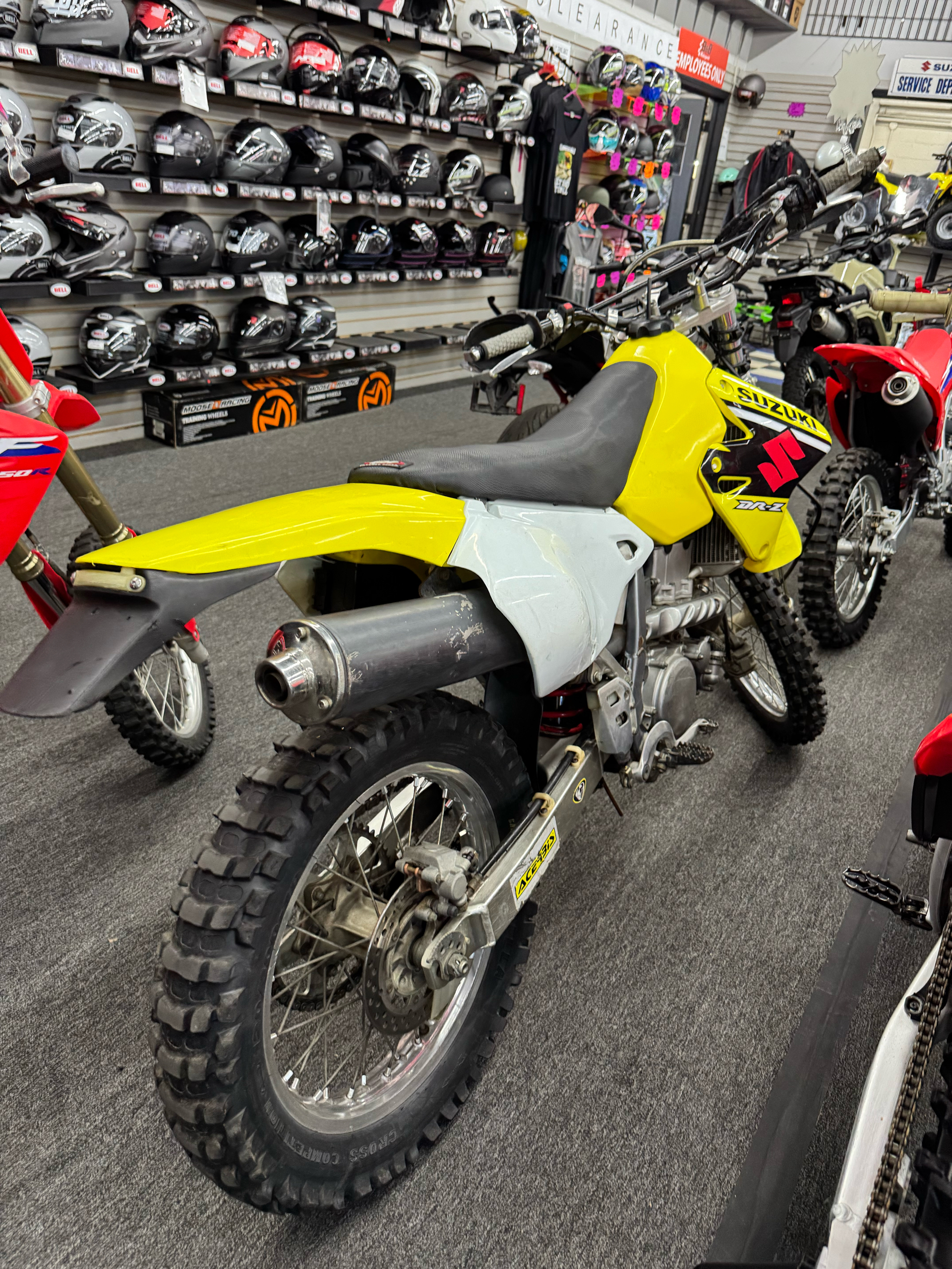 Used 2003 Suzuki DR-Z400E, Woonsocket RI | Specs, Price, Photos | Yellow  DRZ400E, image size:1920x2560