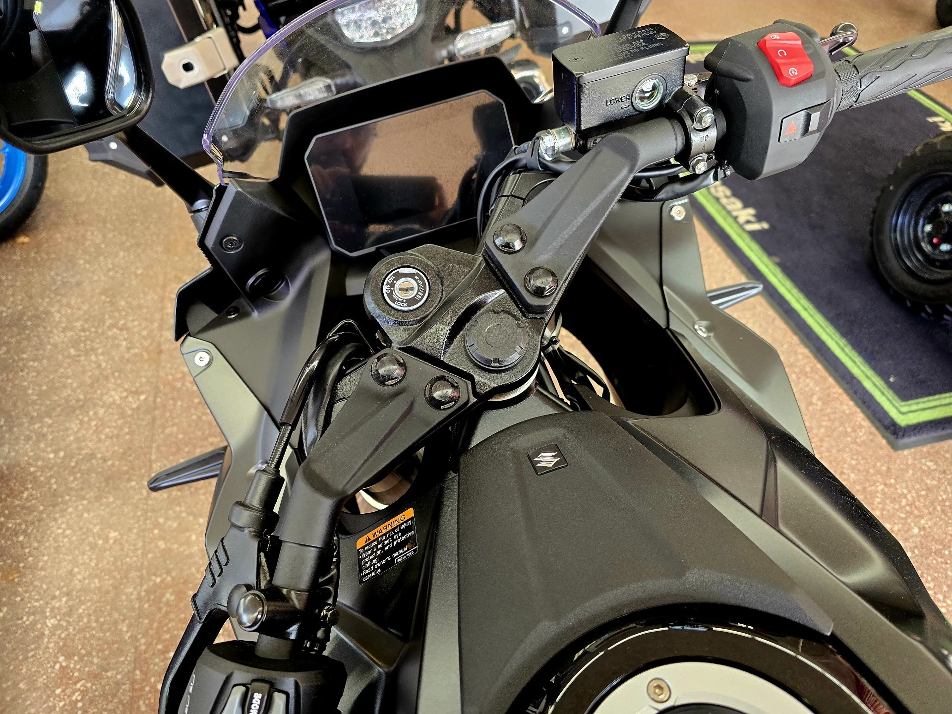 New 2025 Suzuki GSX-8R, Woonsocket RI | Specs, Price, Photos