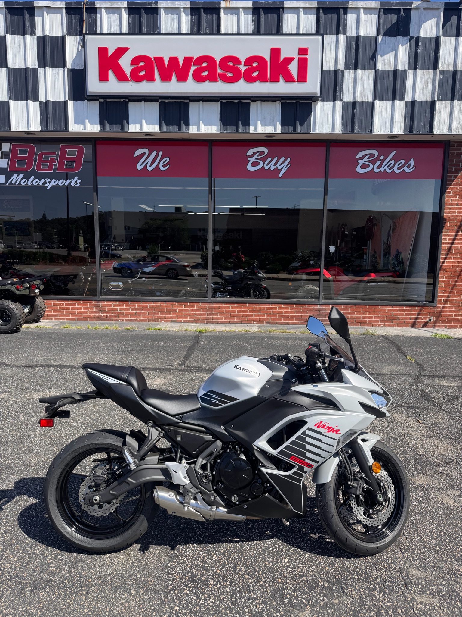 2026 Ninja® 650 ABS