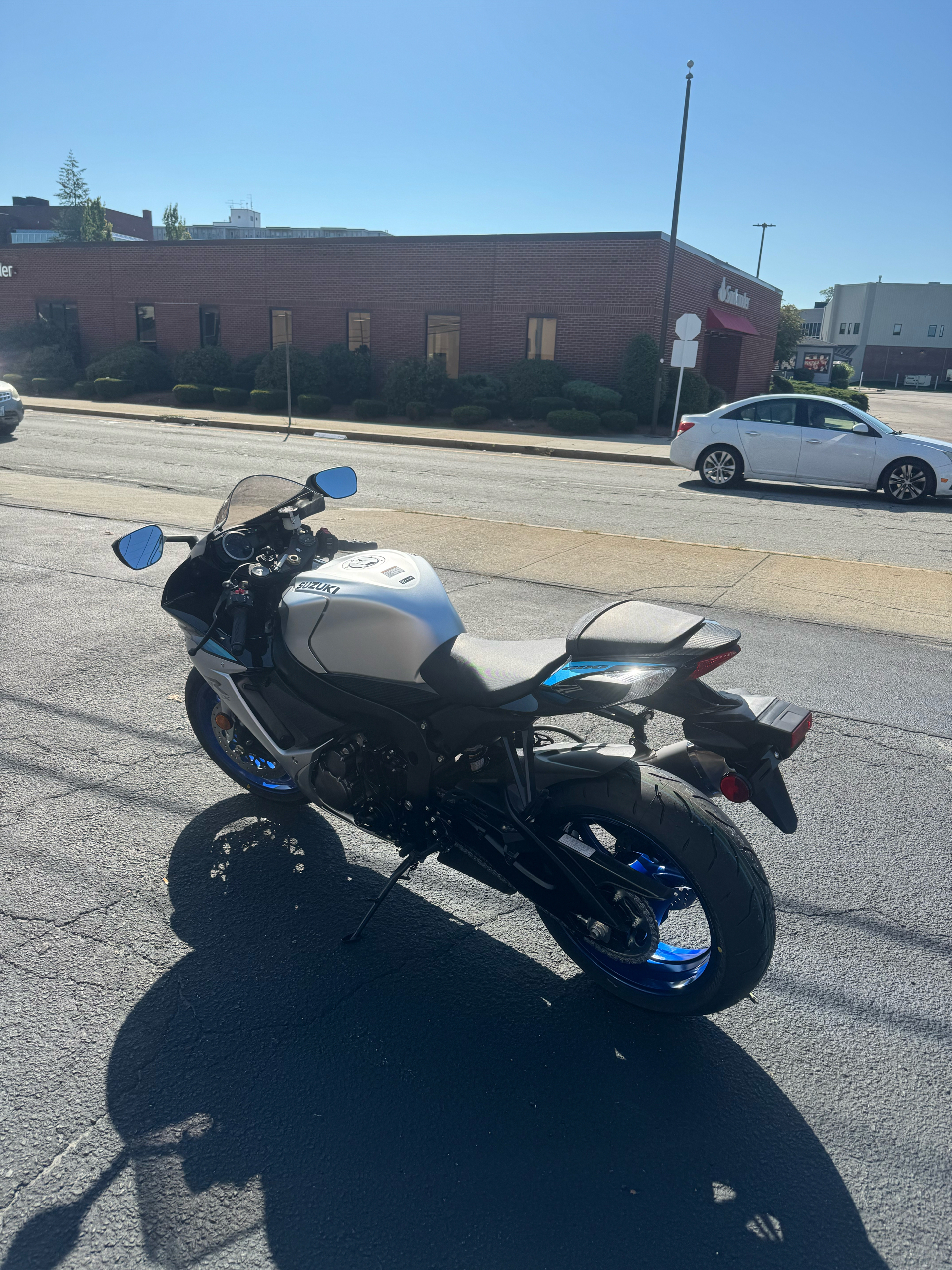 New 2026 Suzuki GSX-R600, Woonsocket RI | Specs, Price, Photos | Pearl  Vigor Blue / Metallic Matte Sword Silver GSX-R600M6