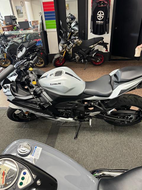 New 2025 Kawasaki Ninja® ZX™-4RR ABS, Woonsocket RI | Specs, Price
