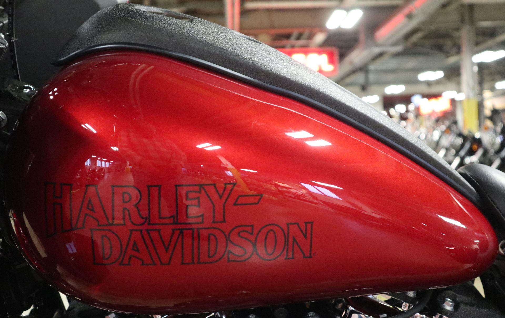 2025 Harley-Davidson Low Rider® ST 11