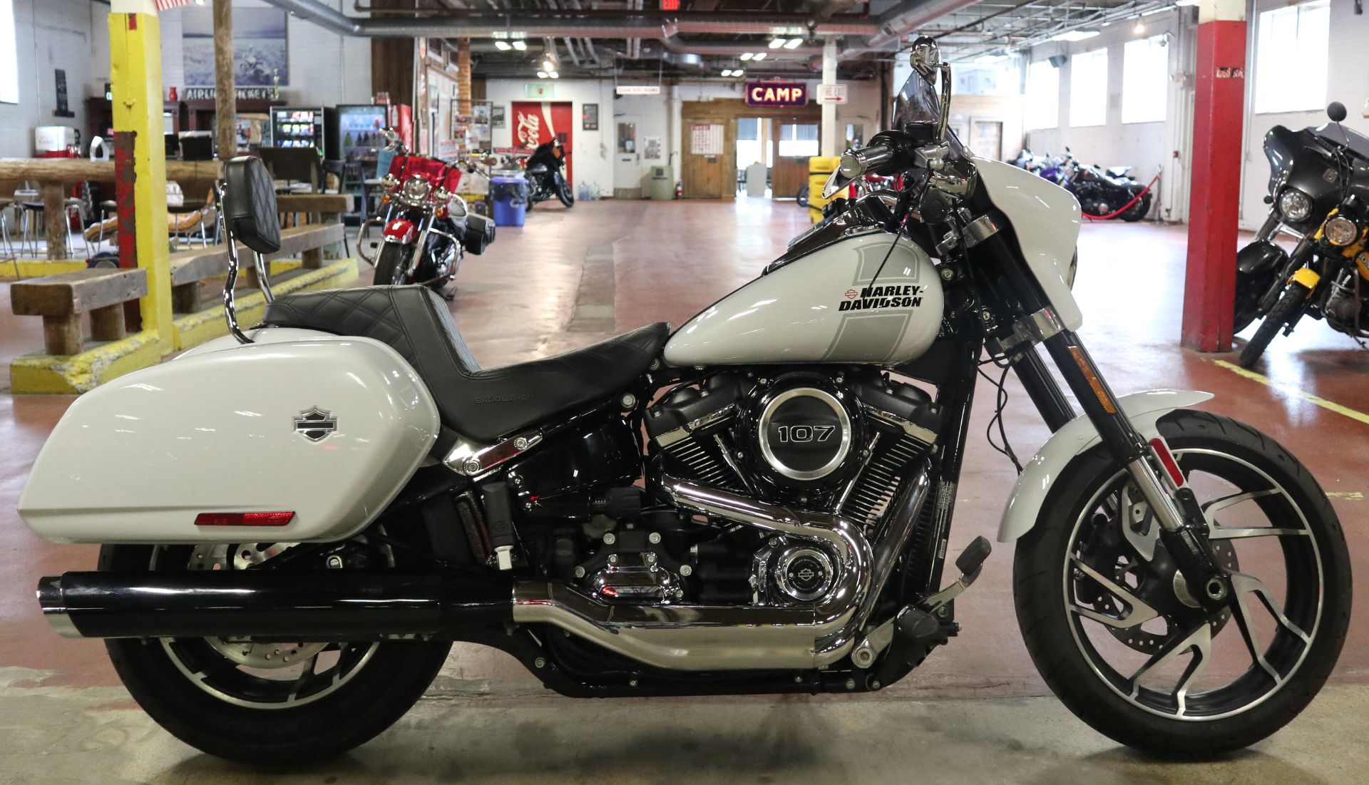 2021 Harley-Davidson Sport Glide® 9