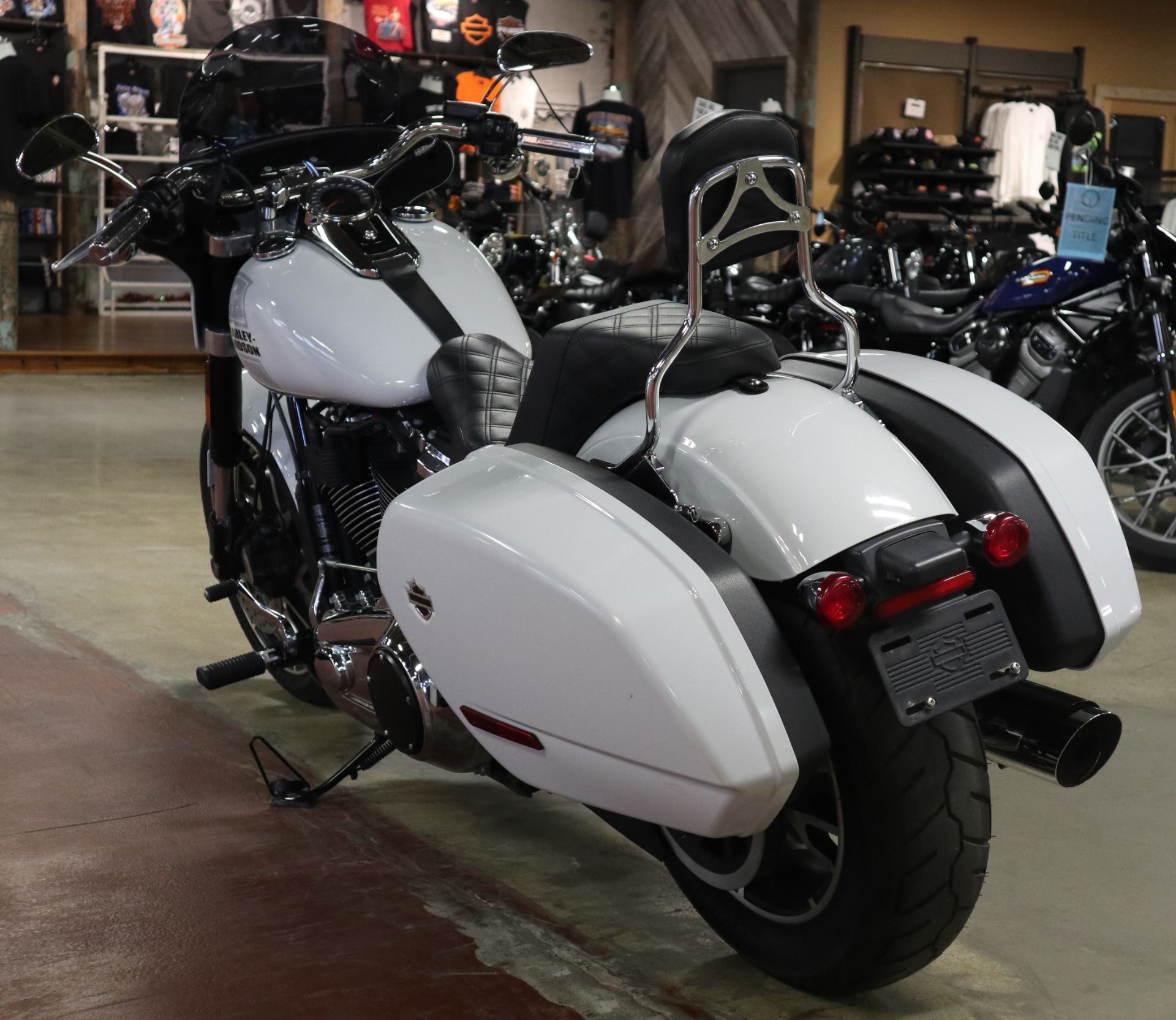 2021 Harley-Davidson Sport Glide® 6