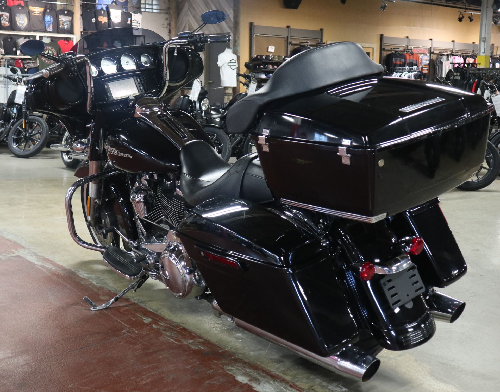 2017 Harley-Davidson Street Glide® Special 8