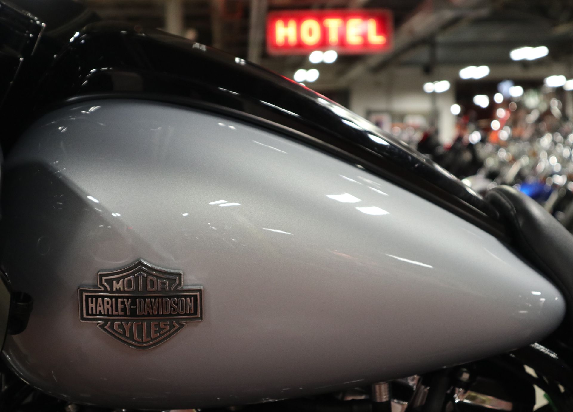 Used 2023 Harley-Davidson Road Glide® Special Atlas Silver Used 2023 Harley-Davidson Road Glide® Special Atlas Silver