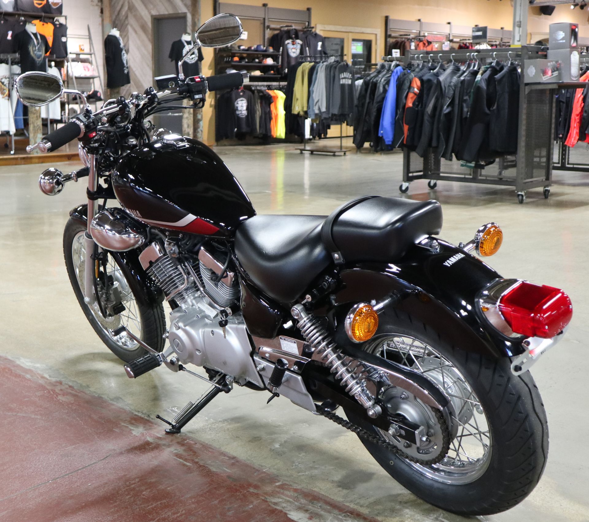 2025 Yamaha V Star 250 6