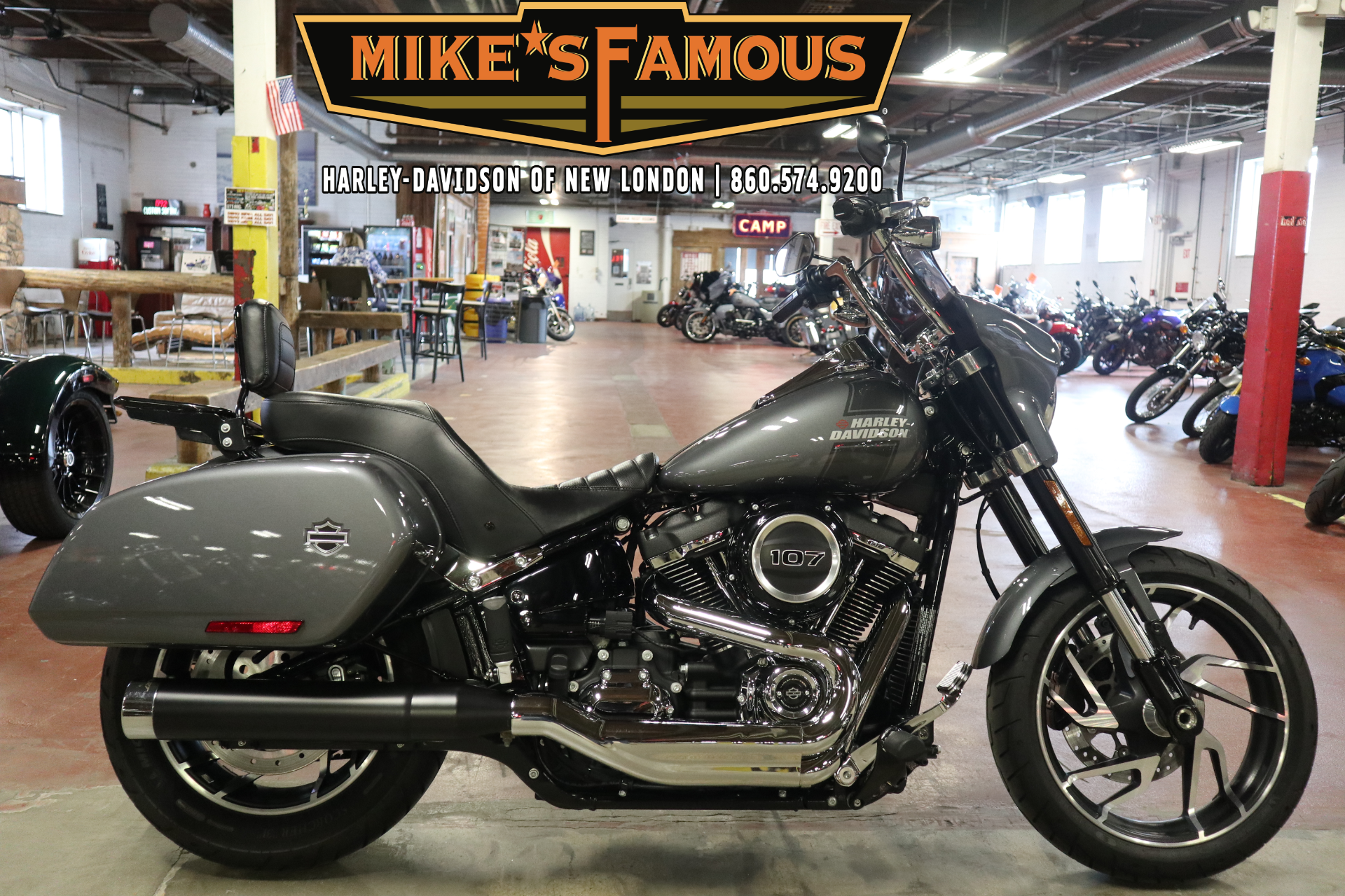 2021 Harley-Davidson Sport Glide® 1