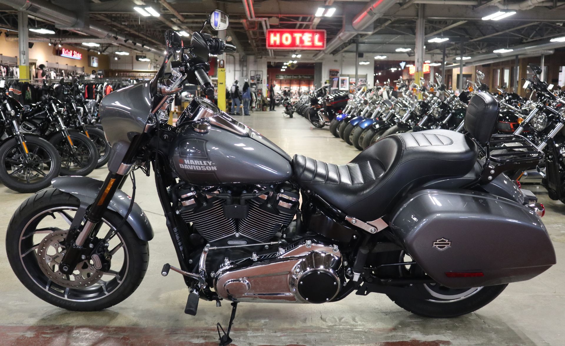 2021 Harley-Davidson Sport Glide® 5