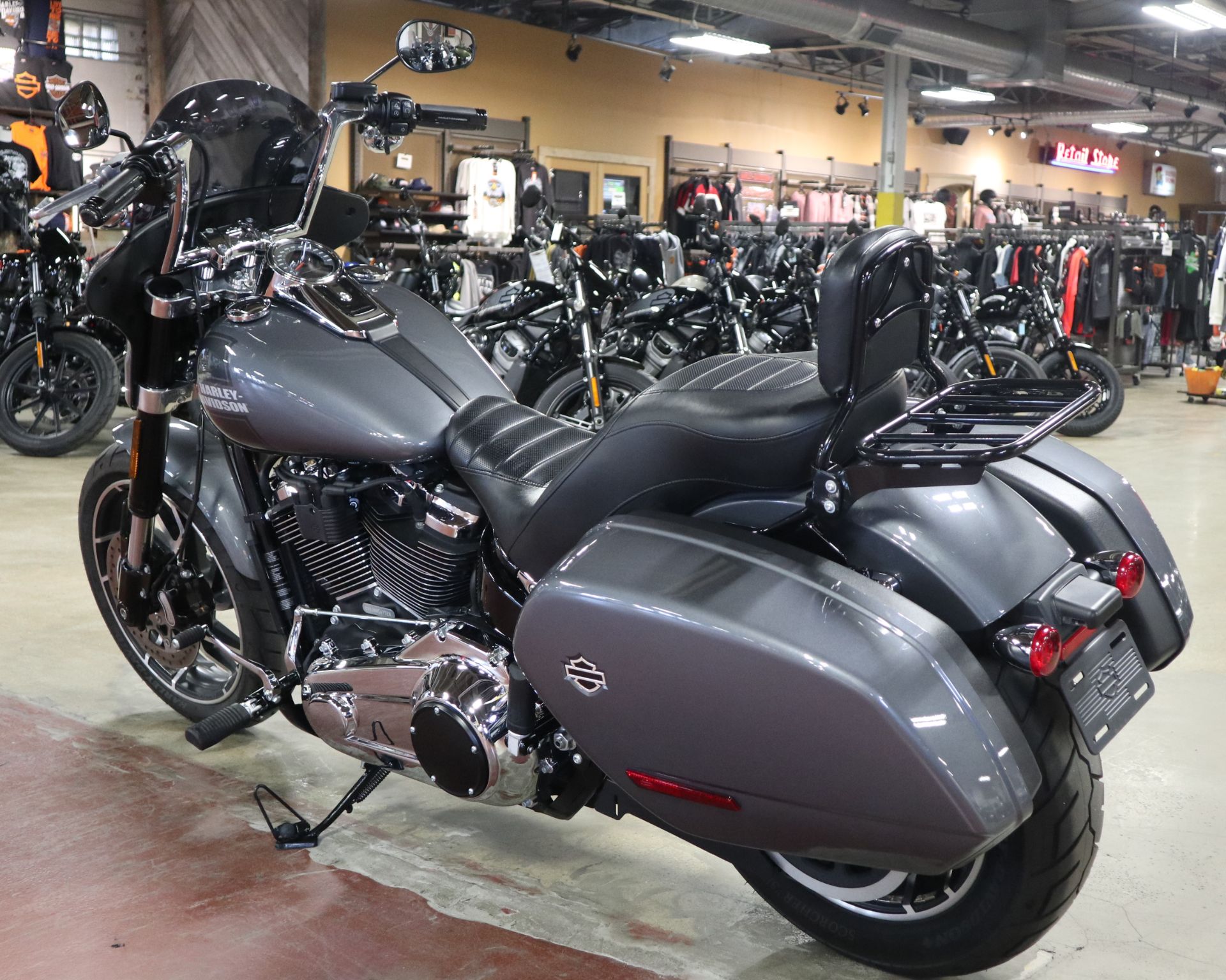 2021 Harley-Davidson Sport Glide® 6