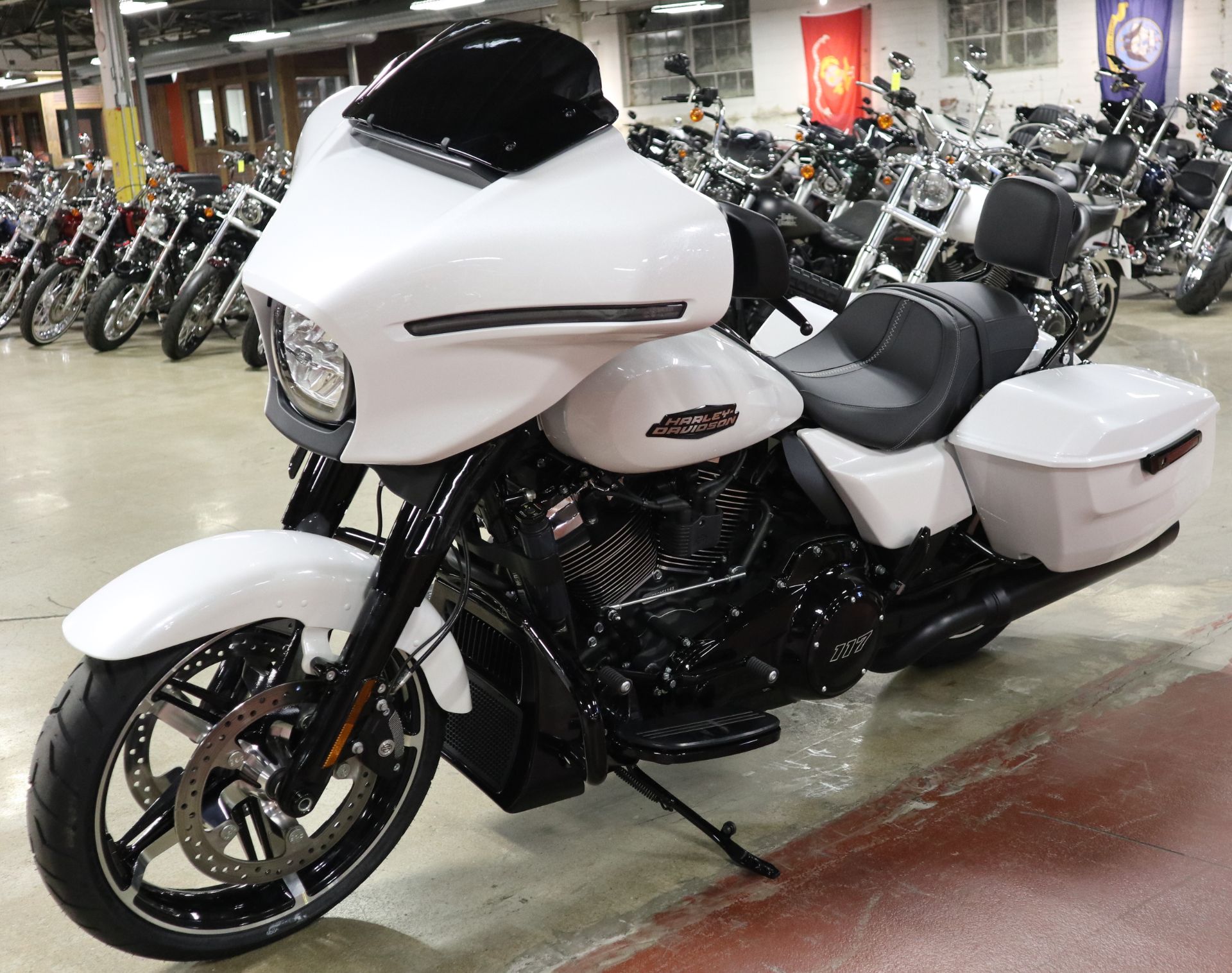 New 2025 Harley-Davidson Street Glide® White Onyx Pearl