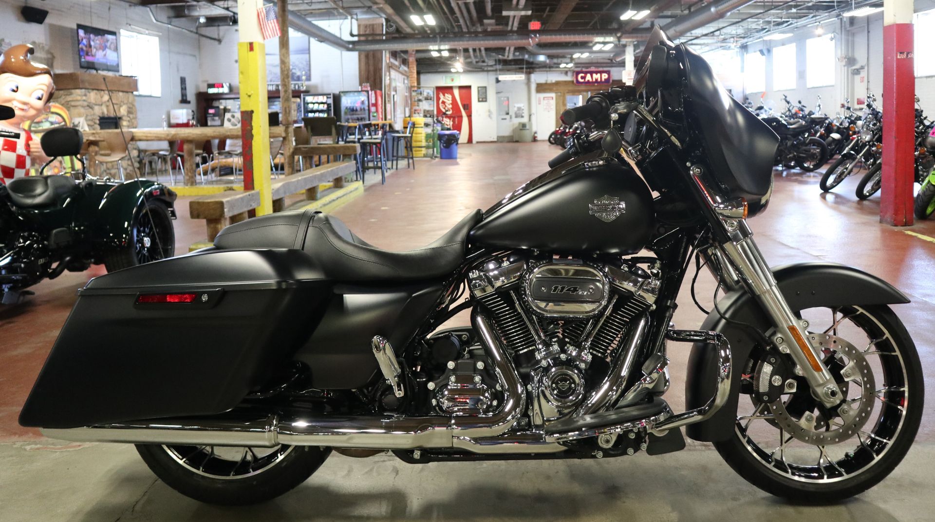2022 Harley-Davidson Street Glide® Special 9