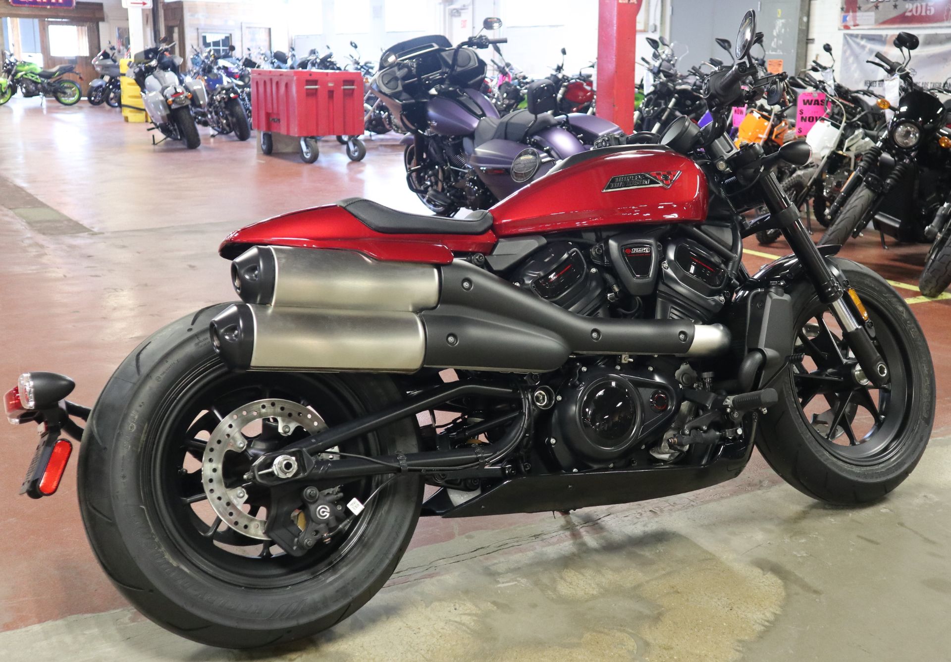 2025 Harley-Davidson Sportster® S 8
