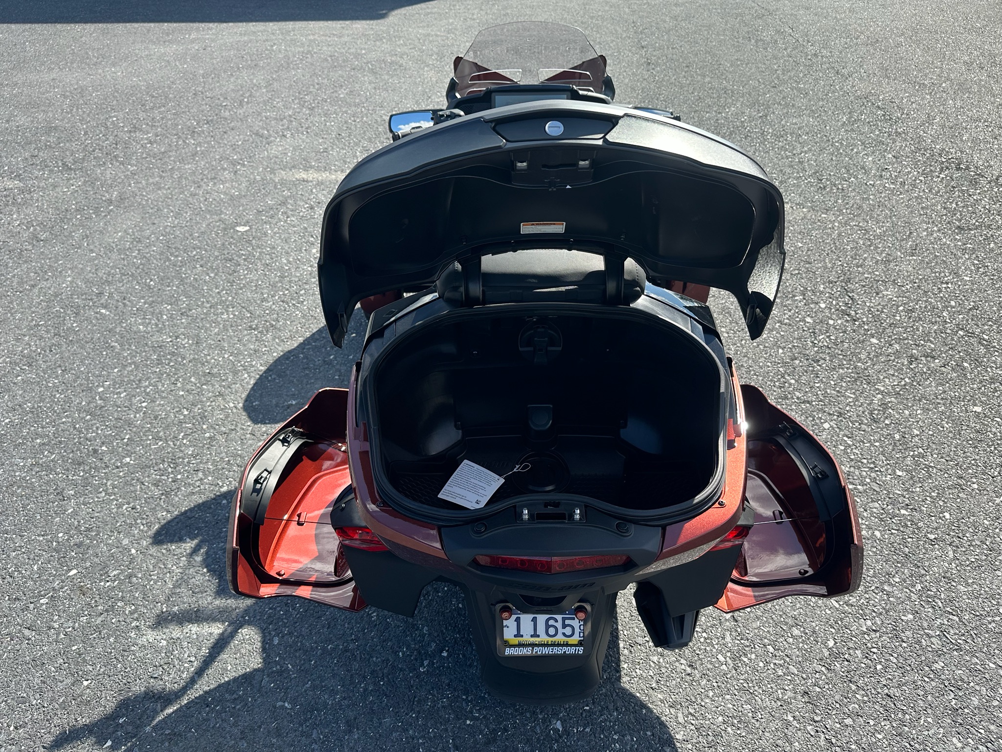 2026 Can-Am Spyder F3 Limited Special Series in Mars Red — front three-quarter view