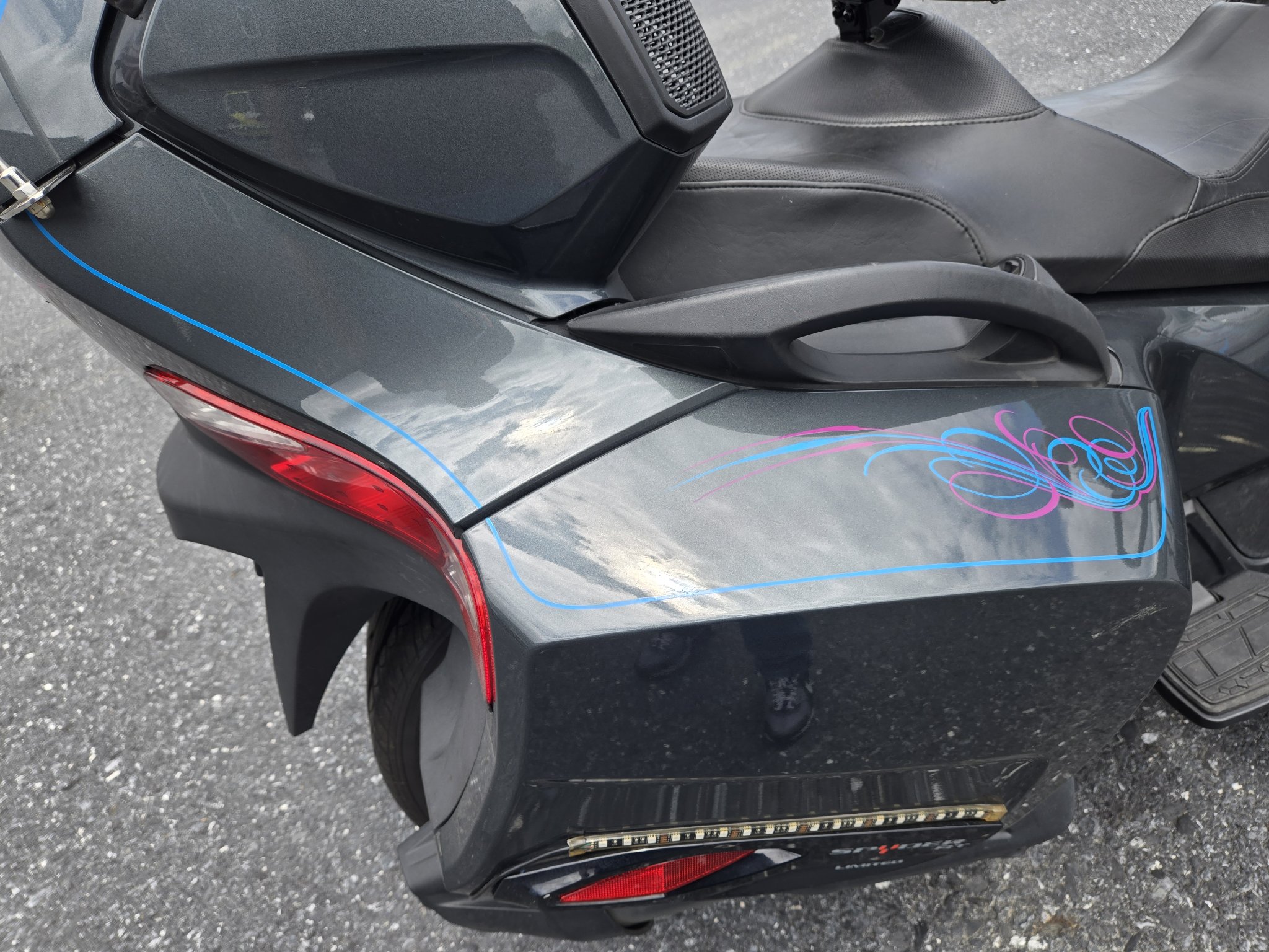 2019 Can-Am Spyder RT Limited in Asphalt Grey Metallic - Dark Edition — front three-quarter view