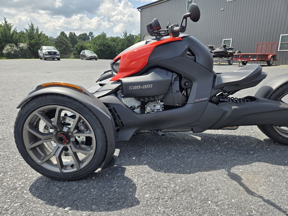 2026 Can-Am™ Ryker 900 ACE 11