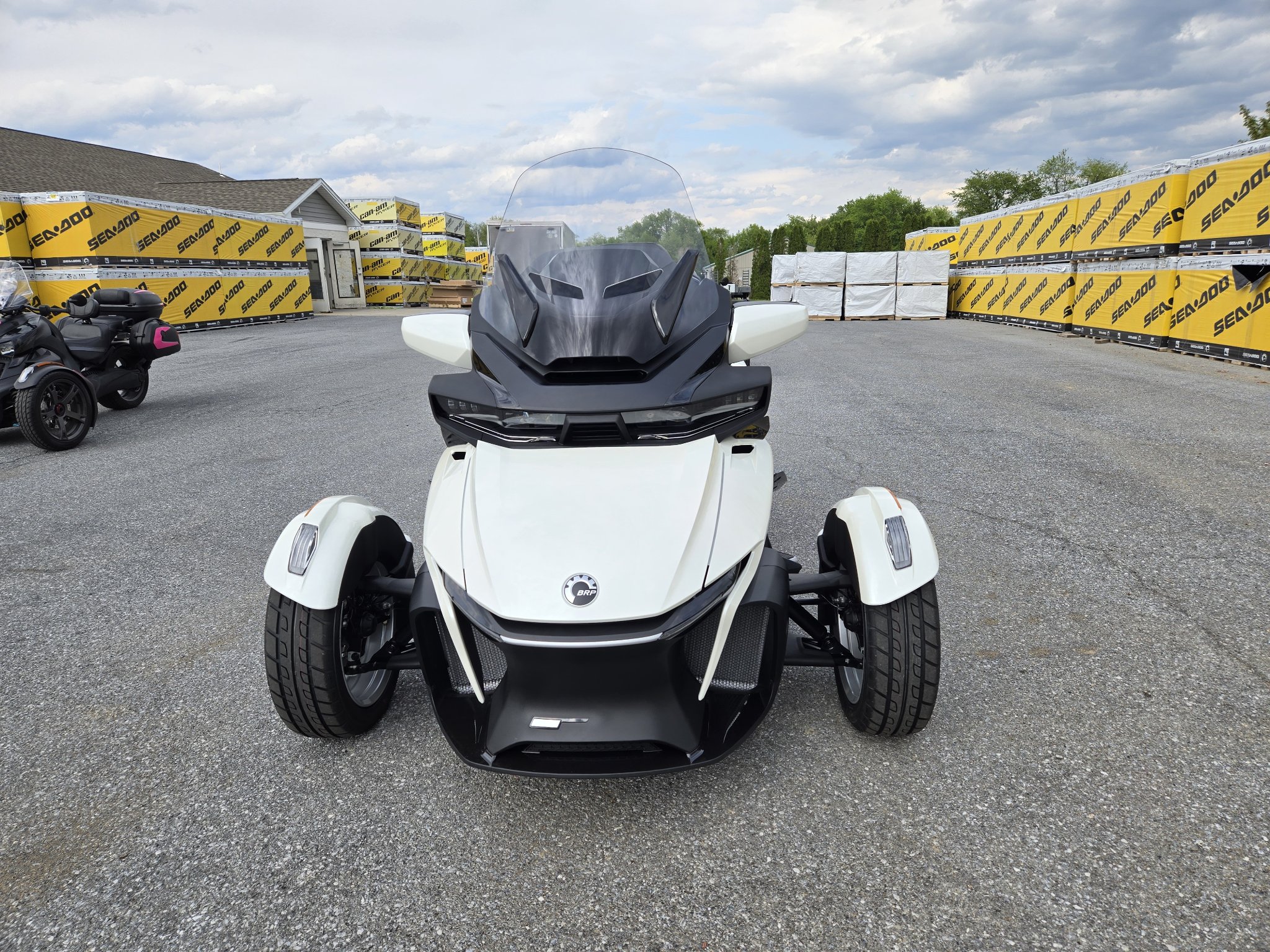 2026 Can-Am Spyder RT Limited in PA | Specs, Price | New Pearl