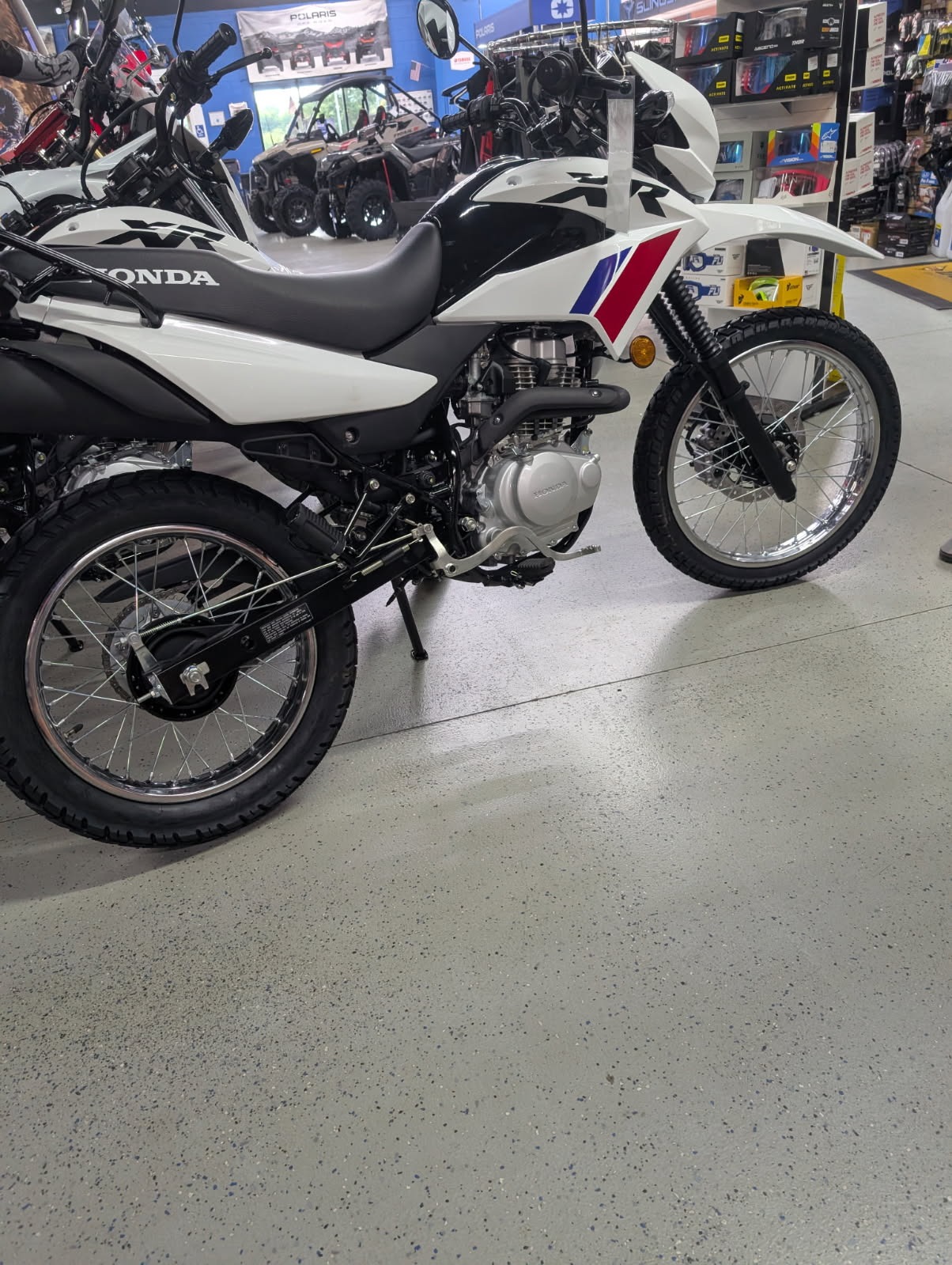 2026 Honda XR150L 3