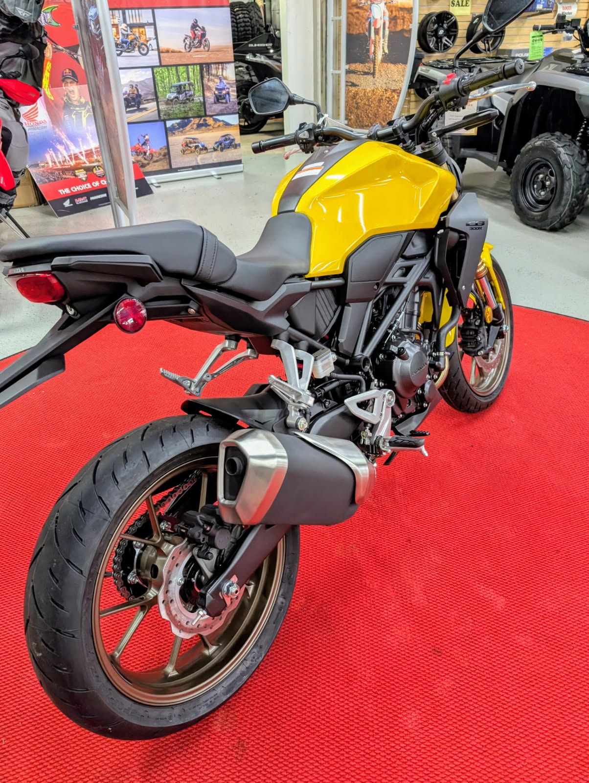 2025 Honda CB300R ABS 3