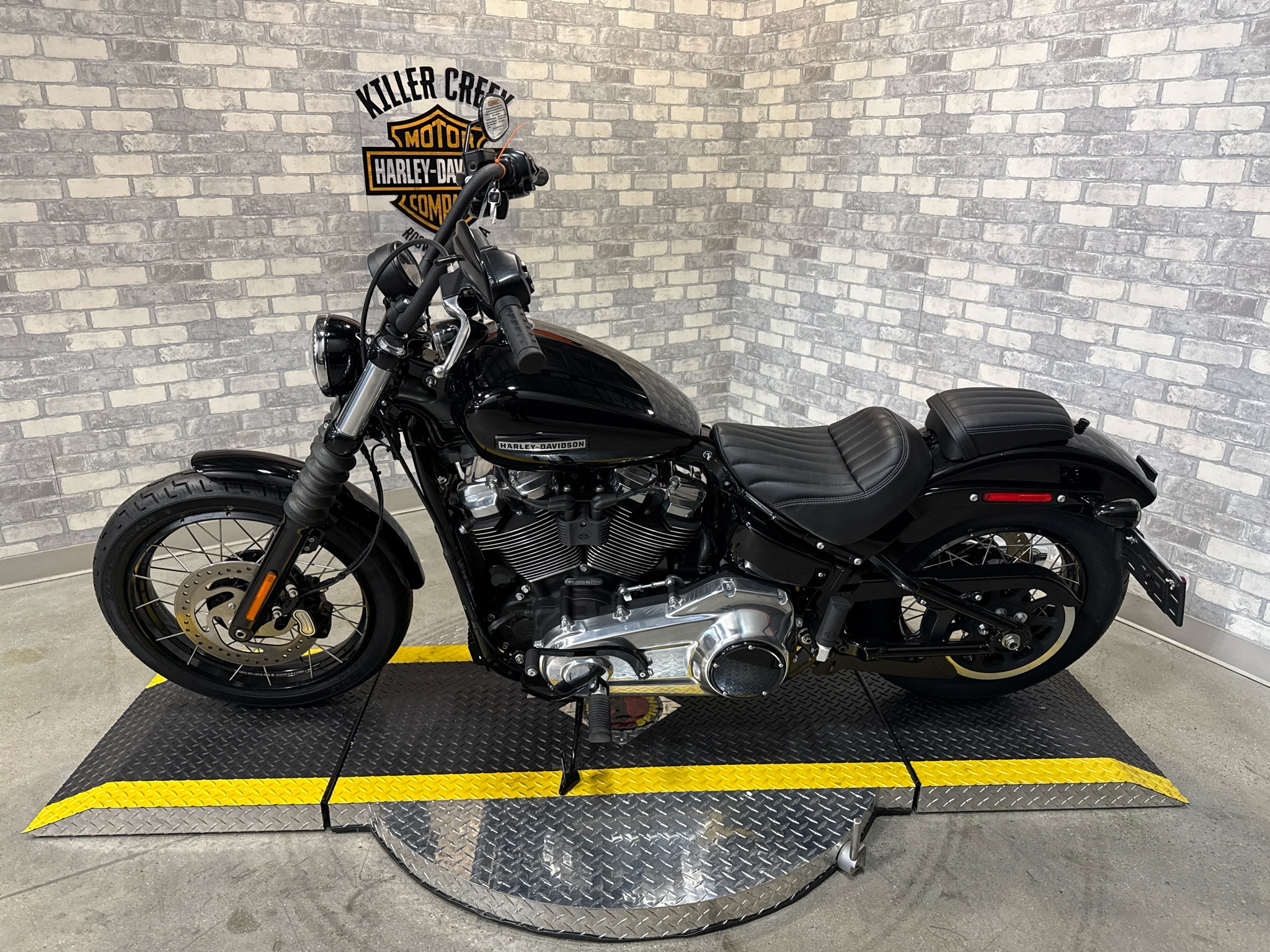 2025 Harley-Davidson Street Bob® 3
