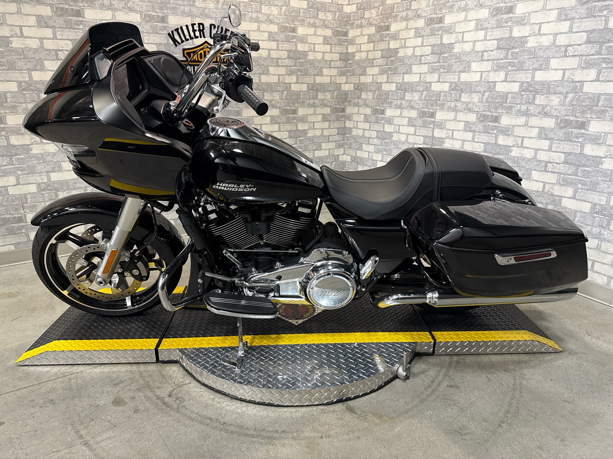 2025 Harley-Davidson Road Glide® 3