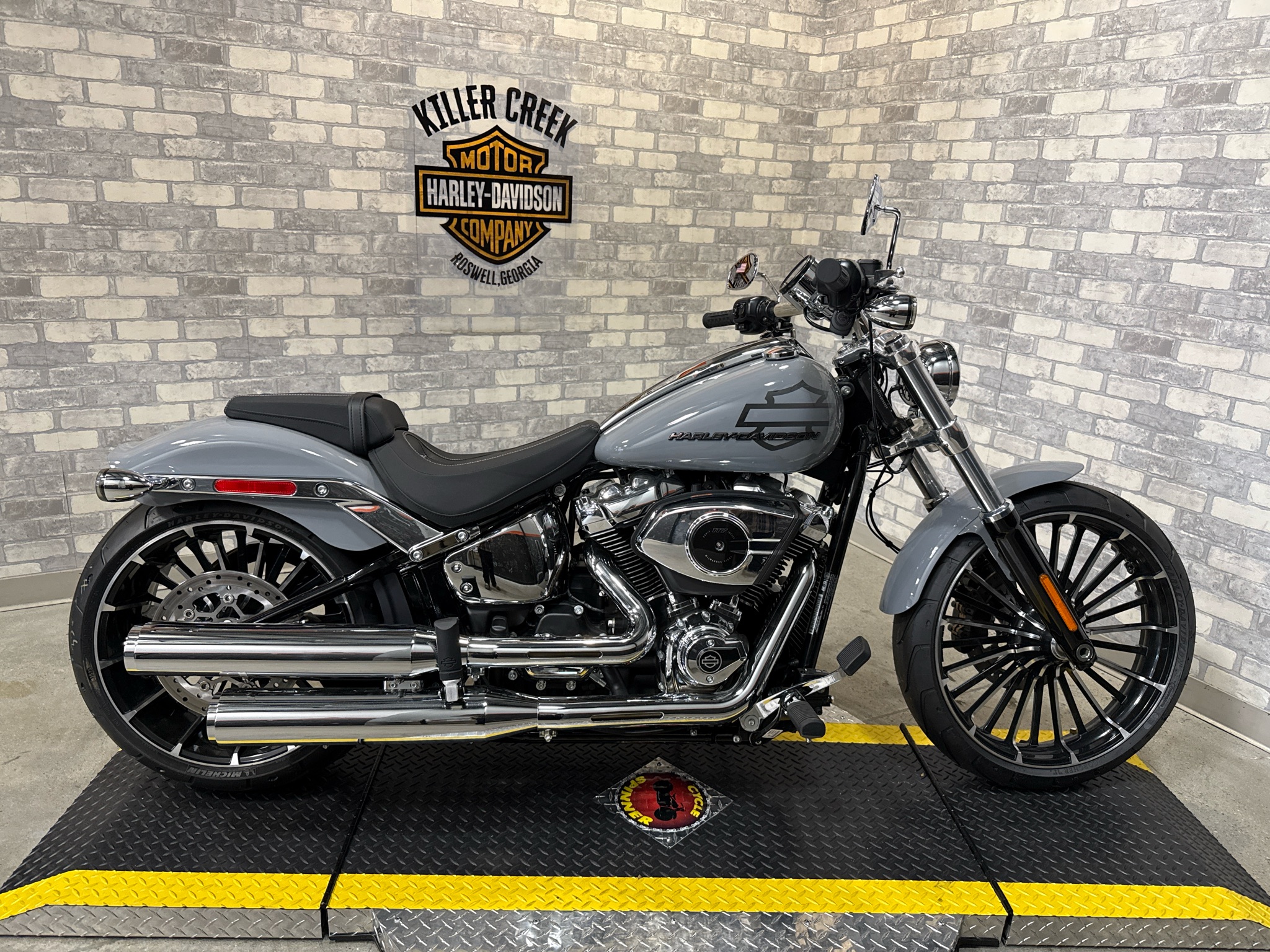 2026 Harley-Davidson Breakout® 1