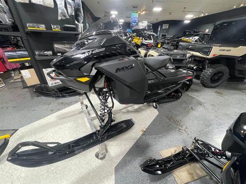 2026 Ski-Doo MXZ Adrenaline 137 600R E-TEC ES Ripsaw 1.25 — photo 1 of 13