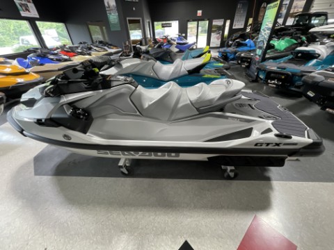 2026 Sea-Doo GTX Limited 325