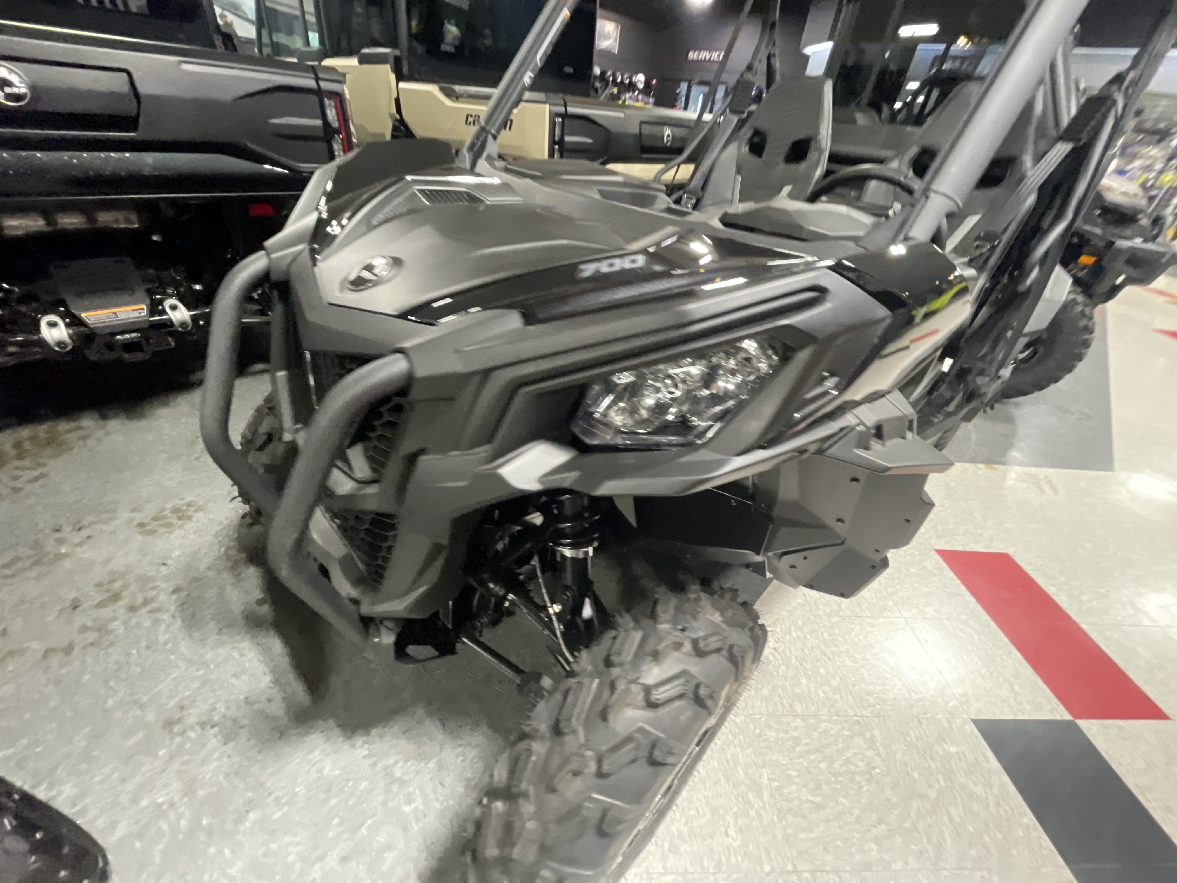 2026 Can-Am Maverick Trail DPS 700