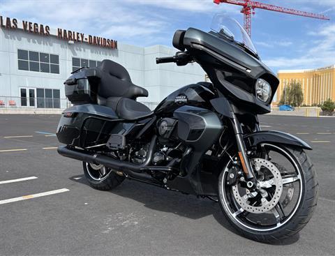 38灯 DAMNGOOD!! ver. 2024 BLACK RASTA New 2025 Harley-Davidson Street Glide® Ultra Iron Horse