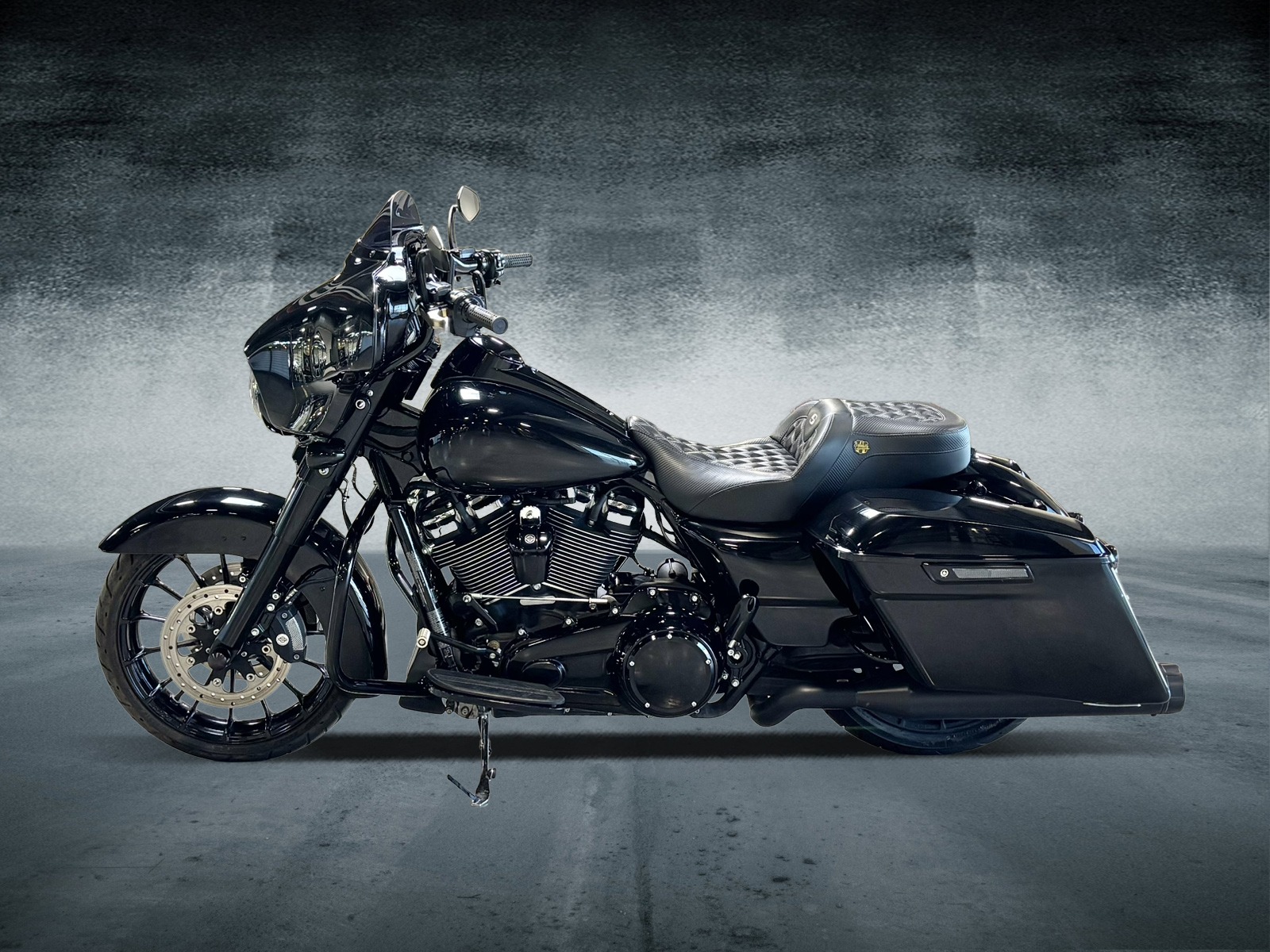 2018 Harley-Davidson Street Glide® Special 5