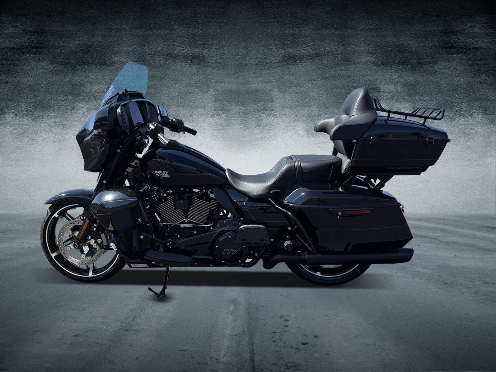 2025 Harley-Davidson Street Glide® Ultra 5
