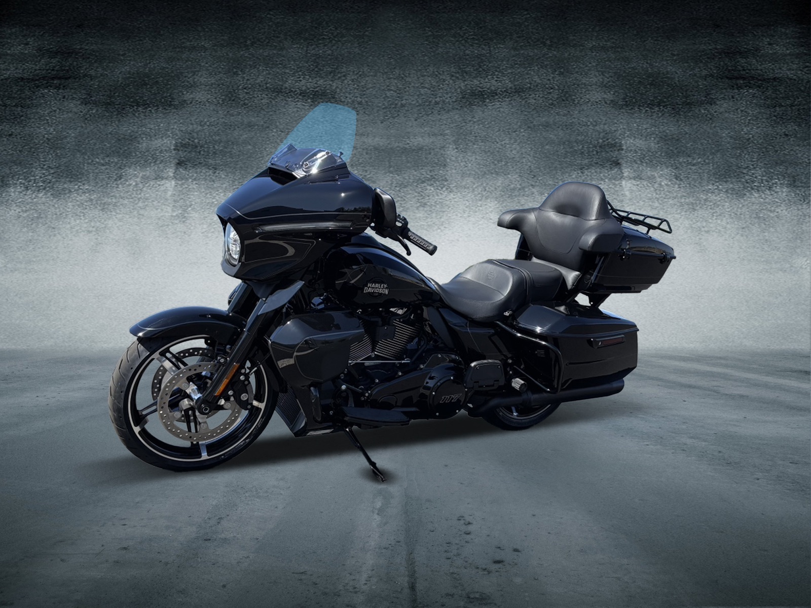 2025 Harley-Davidson Street Glide® Ultra 6