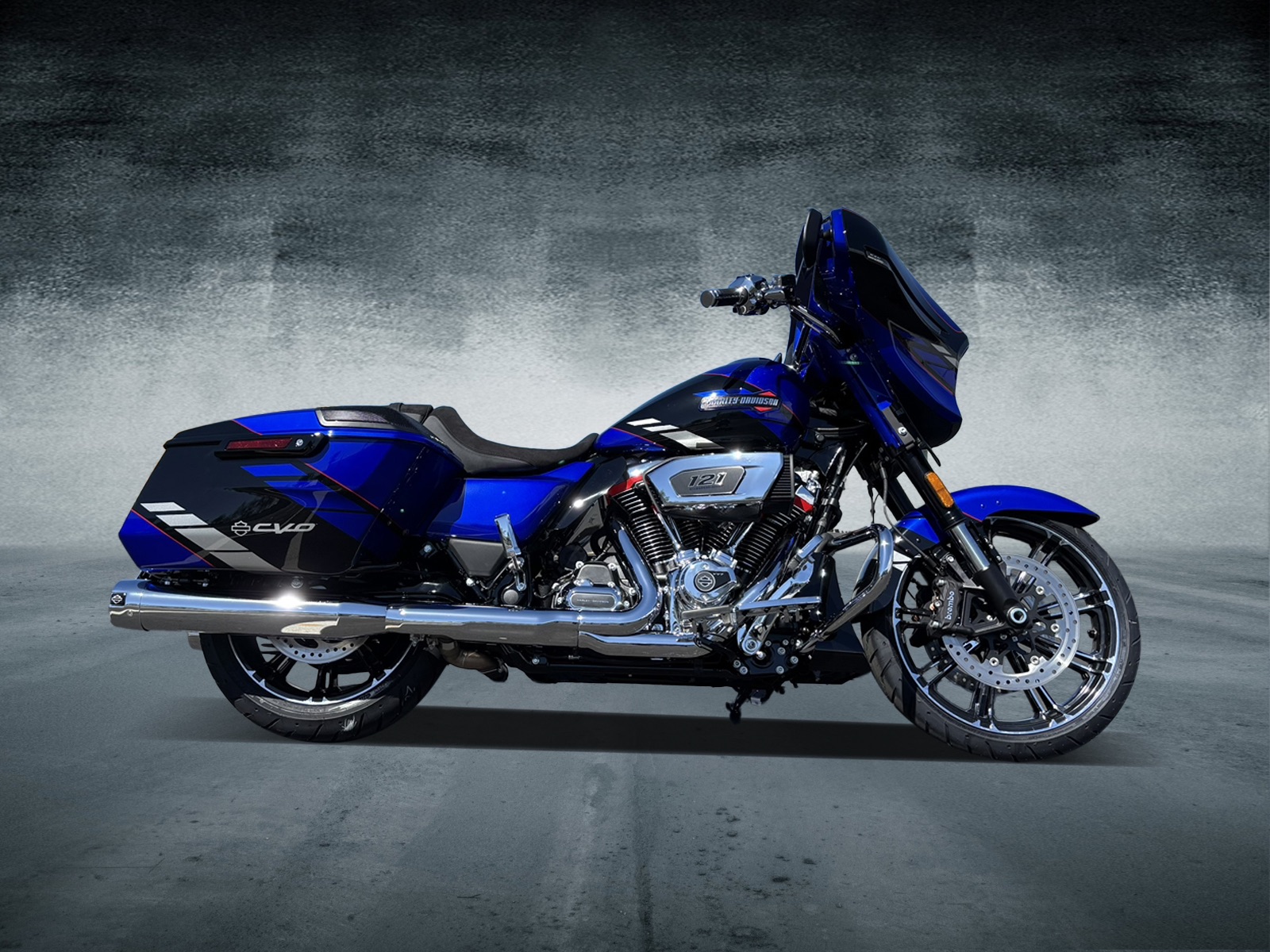 2025 Harley-Davidson CVO Street Glide® 2