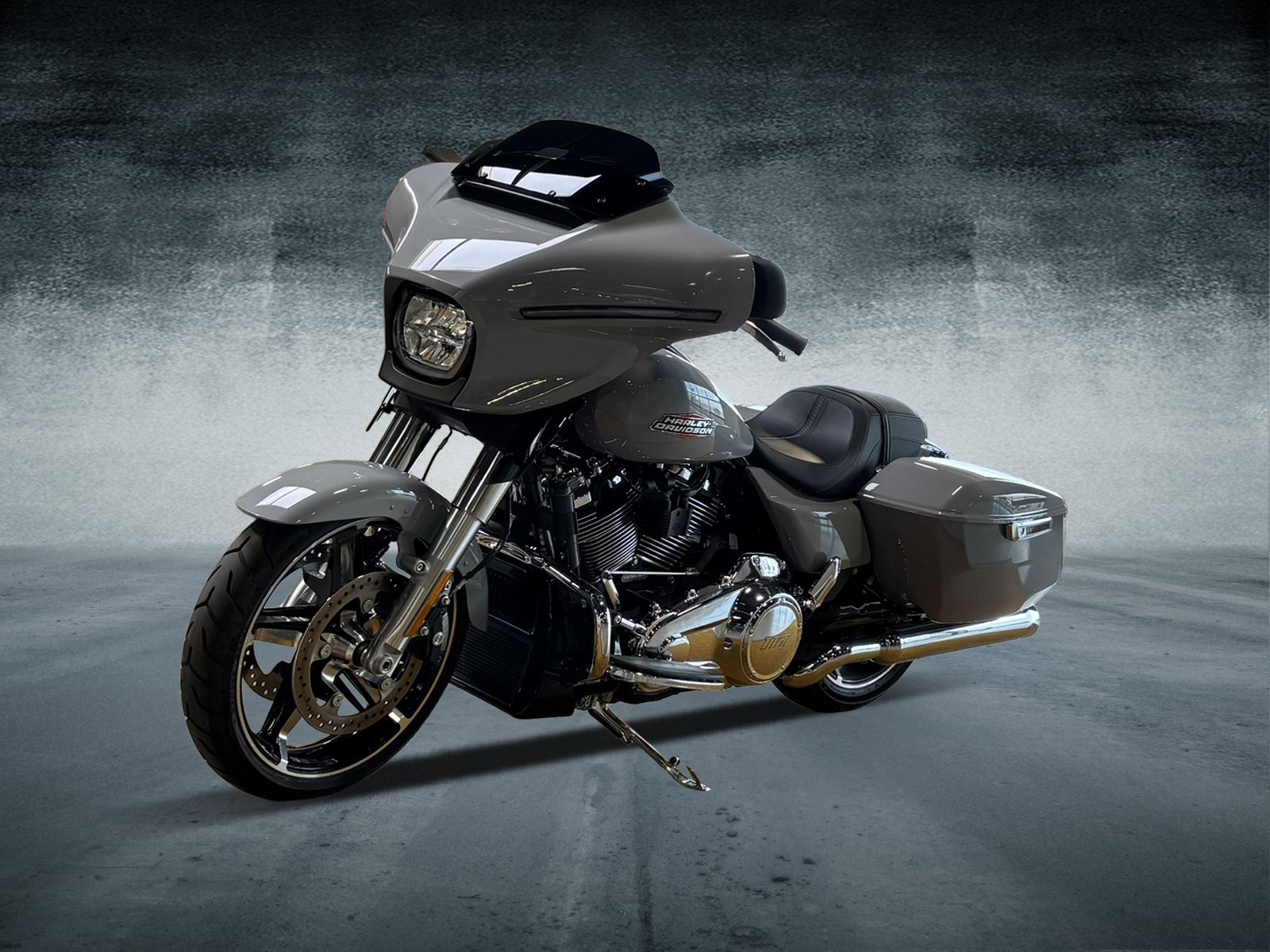 Used 2024 Harley-Davidson Street Glide® Billiard Gray (Chrome