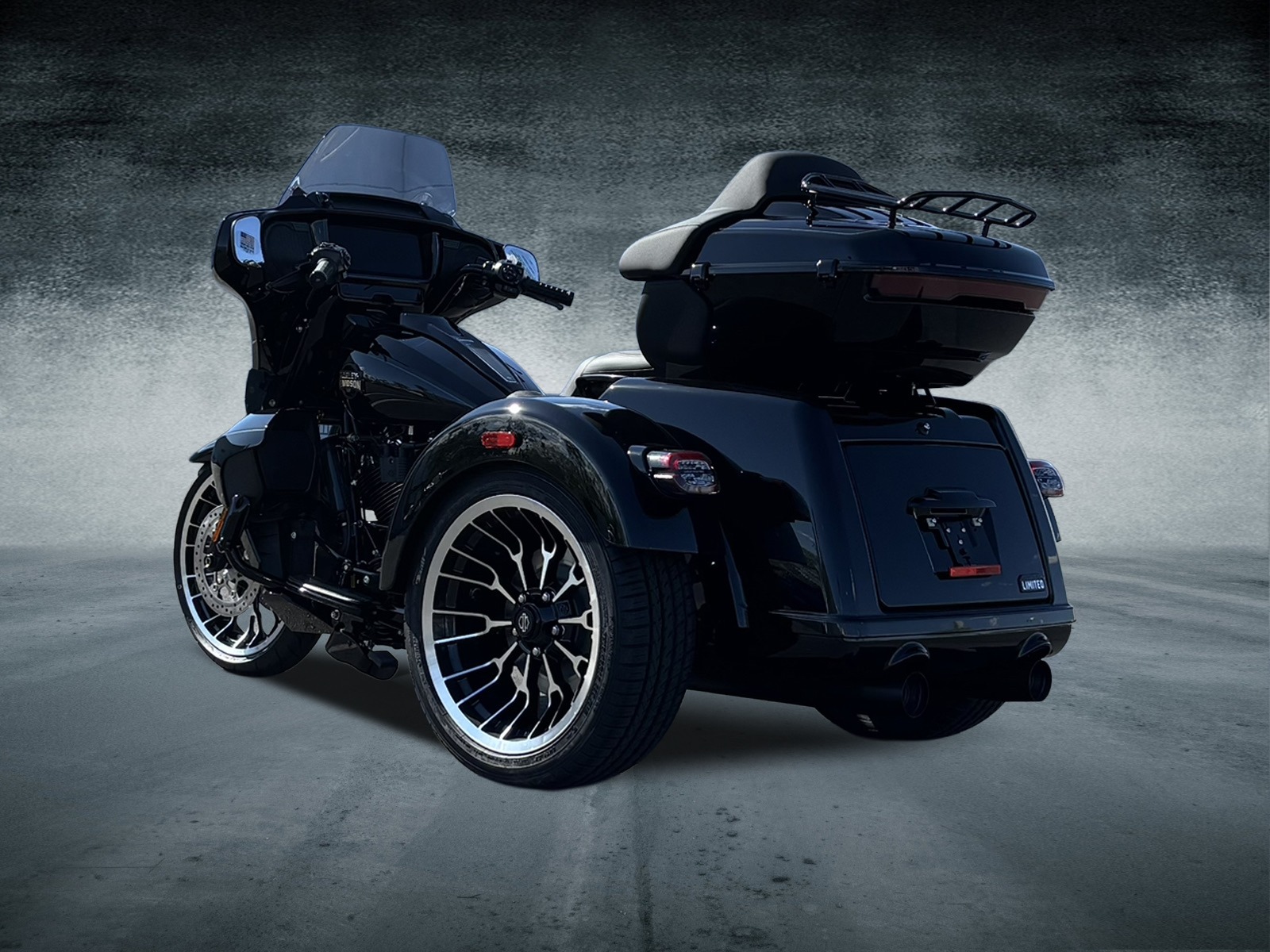2026 Harley-Davidson Street Glide® 3 Limited 4