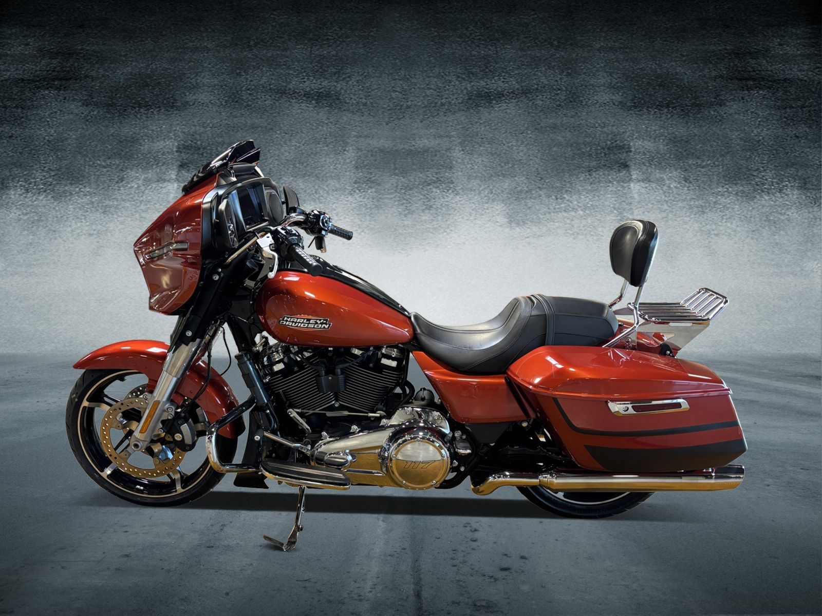 2024 Harley-Davidson Street Glide® 6