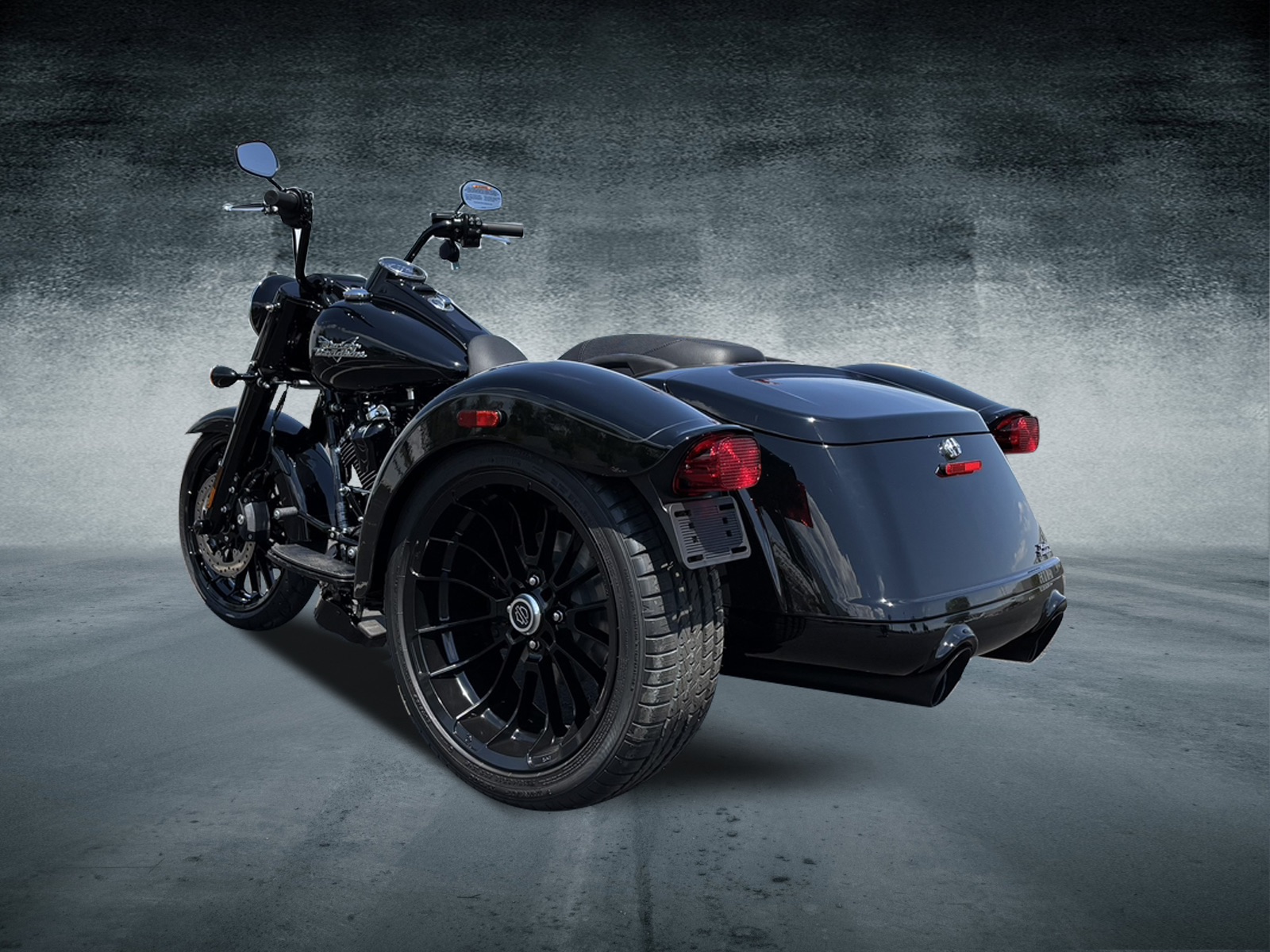 New 2025 Harley-Davidson Freewheeler® Vivid Black | Motorcycles in