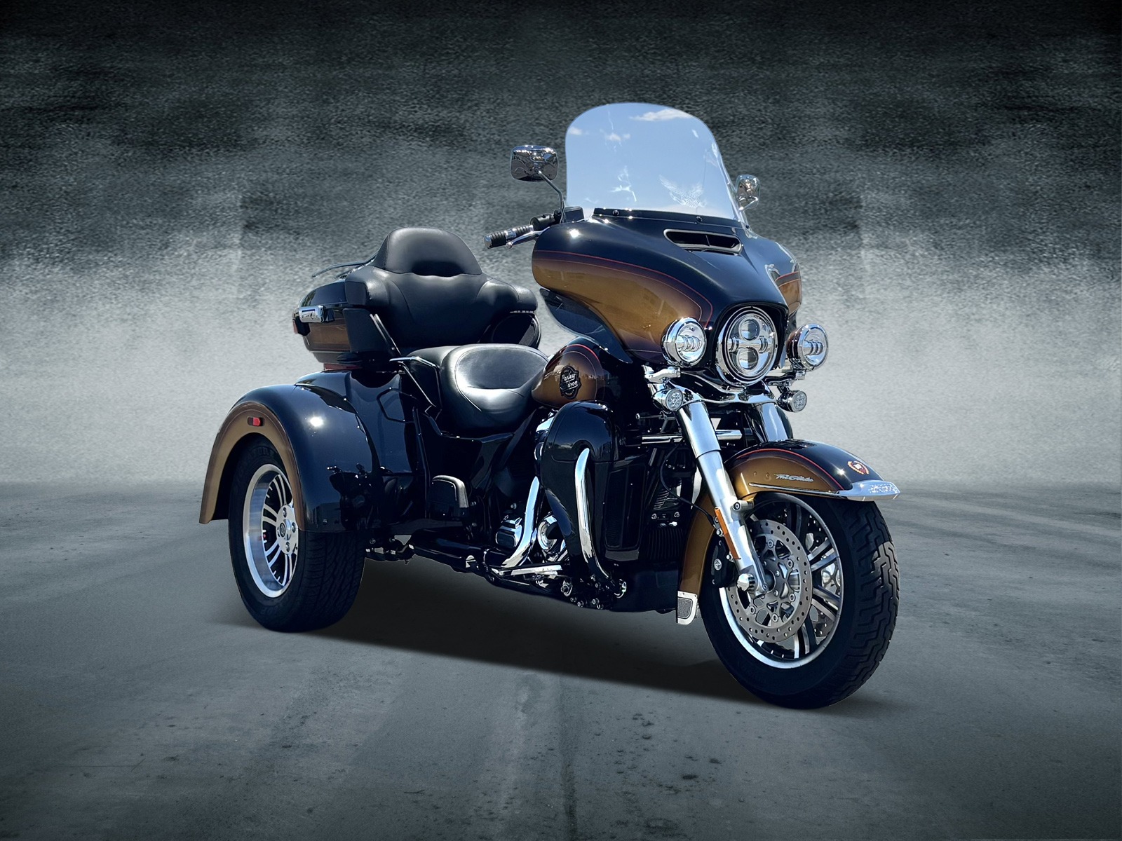 2024 Harley-Davidson Tri Glide® Ultra 1