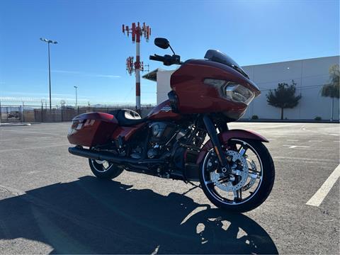 お歳暮 のし Road Harley-Davidson 2025 New Glide® Firestorm Whiskey ミニカー