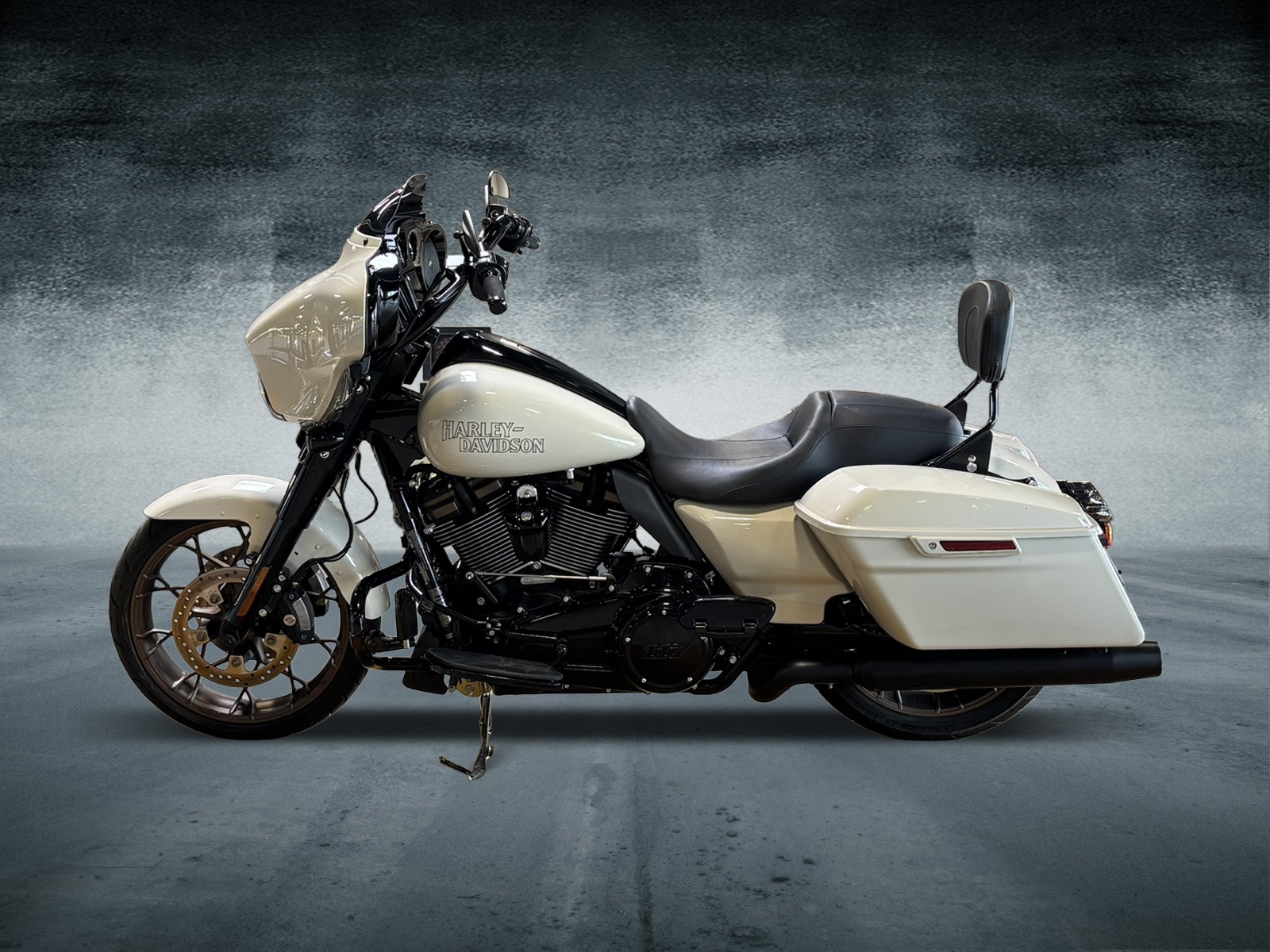 2023 Harley-Davidson Street Glide® ST 5