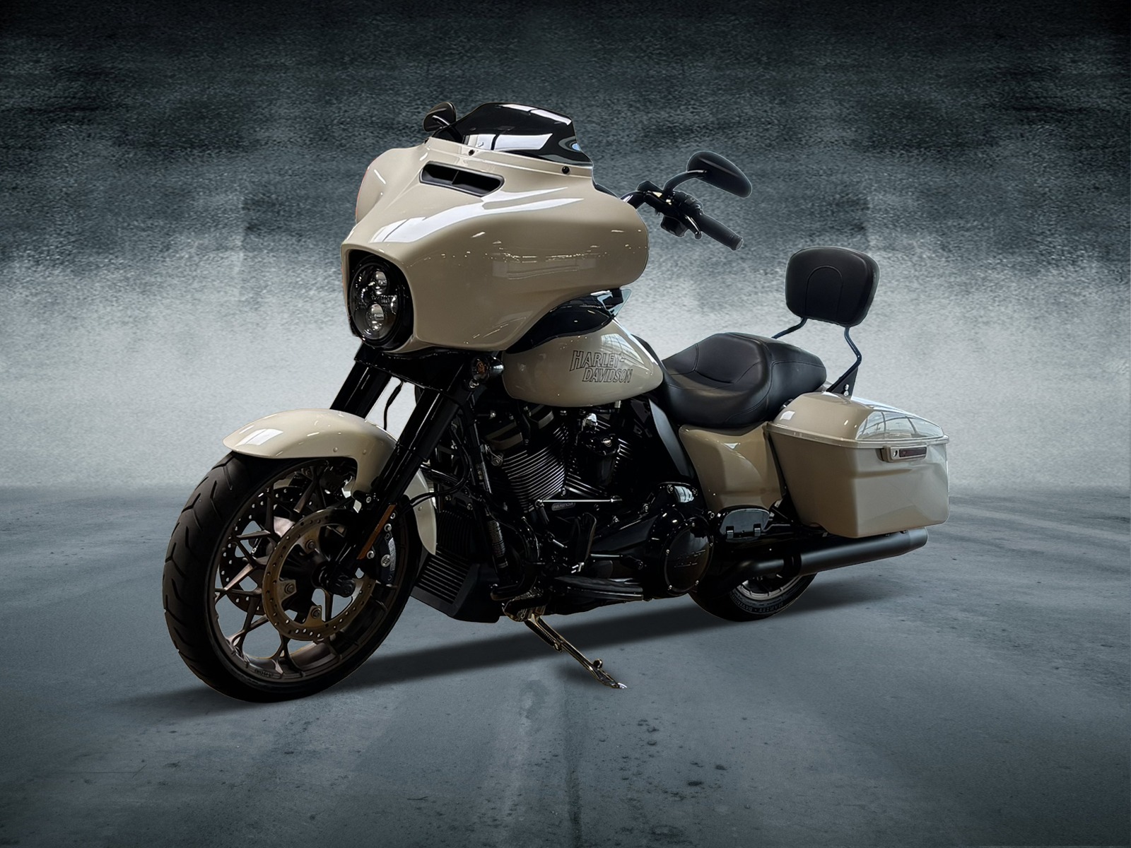 2023 Harley-Davidson Street Glide® ST 6