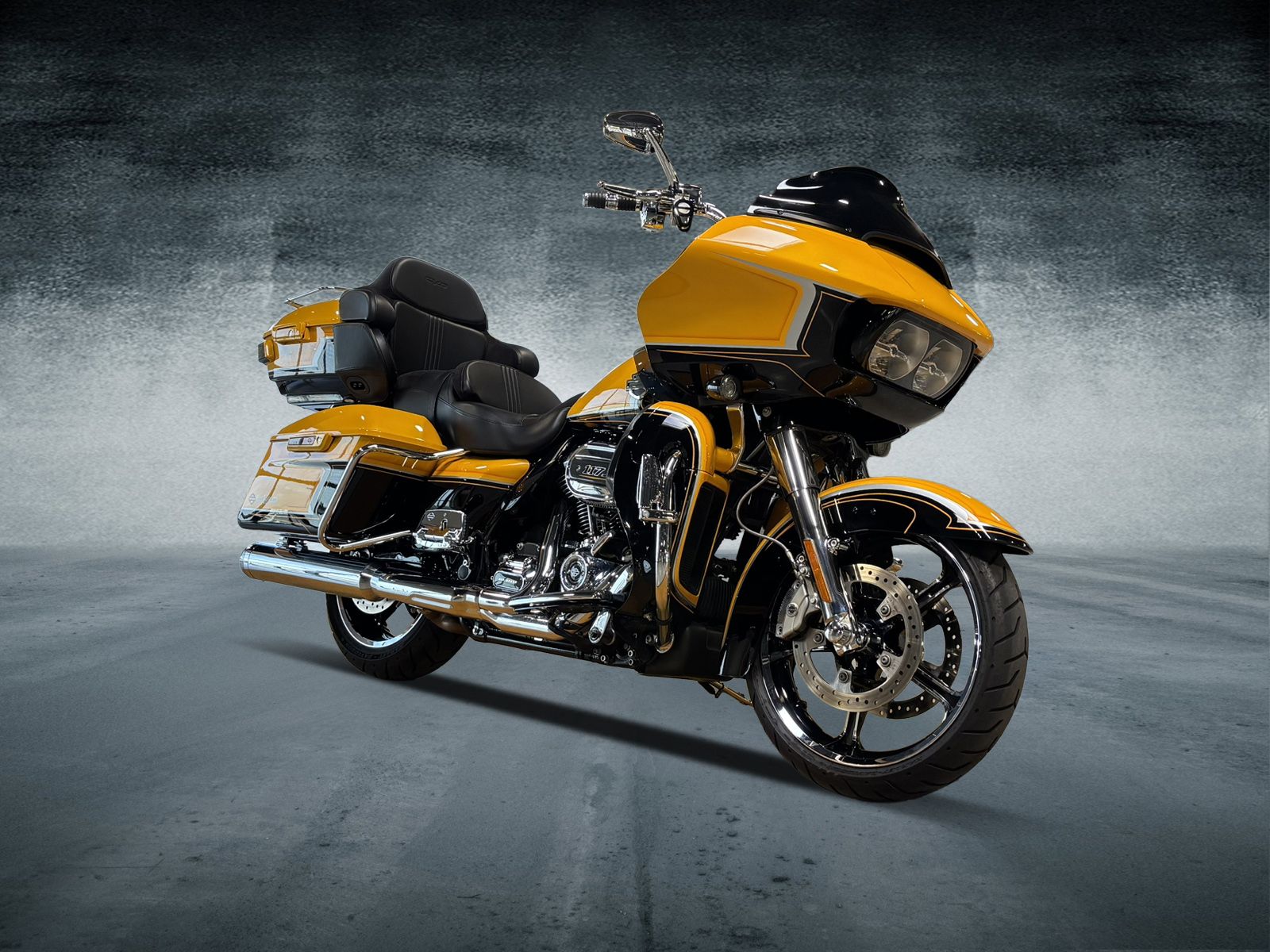 ウオーキングテッド3.4.5.6.7.8.9　14box Used 2022 Harley-Davidson CVO™ Road Glide® Limited Hightail Yellow