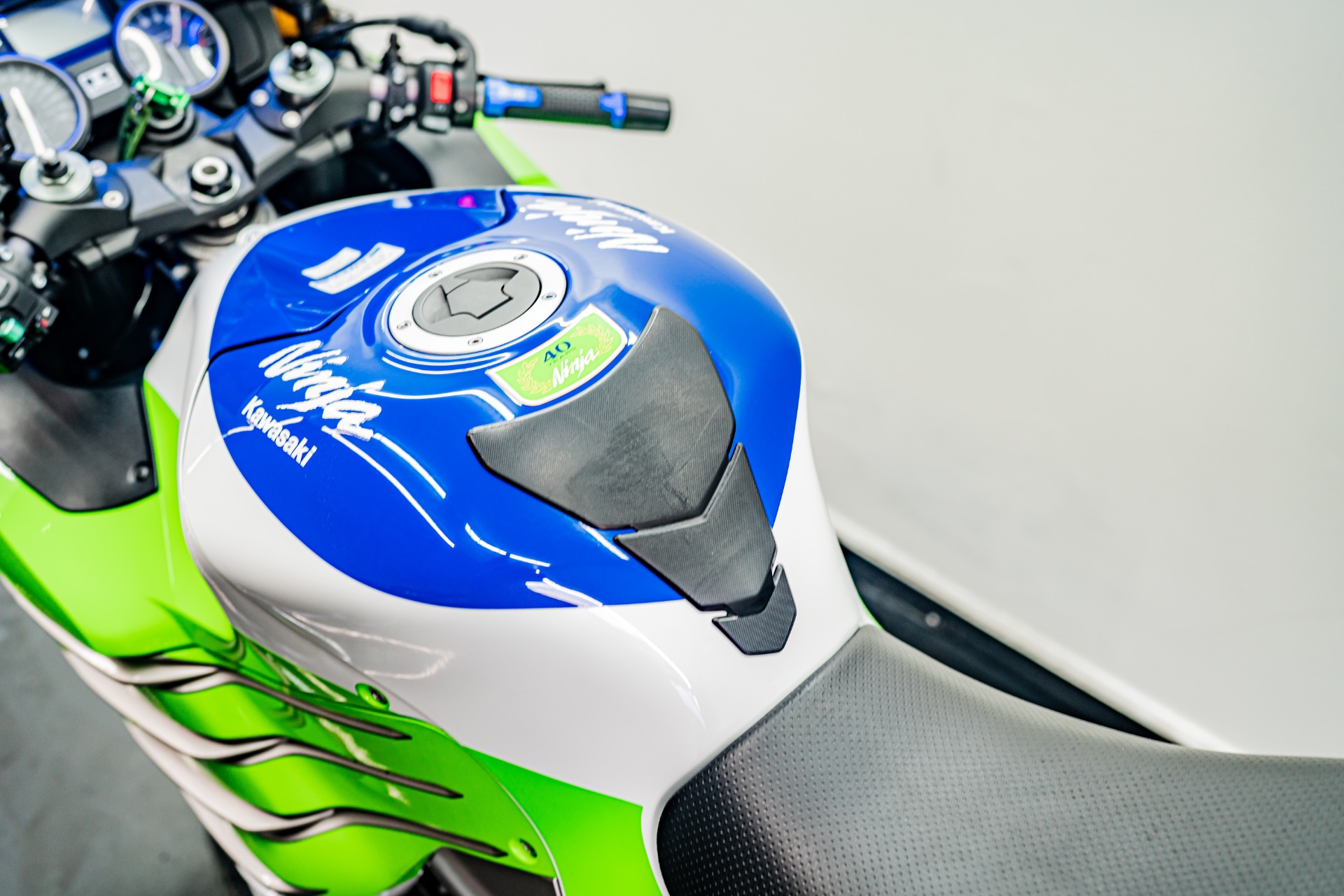 ４０ｔｈ Ａｎｎｉｖｅｒｓａｒｙ ２０１４ ＧＥＮＥＳＩＳ ＦＩＮＡＬ Ｌｉｖｅ 2024 Kawasaki ZX-14R 40th Anniversary Edition with 421 Miles