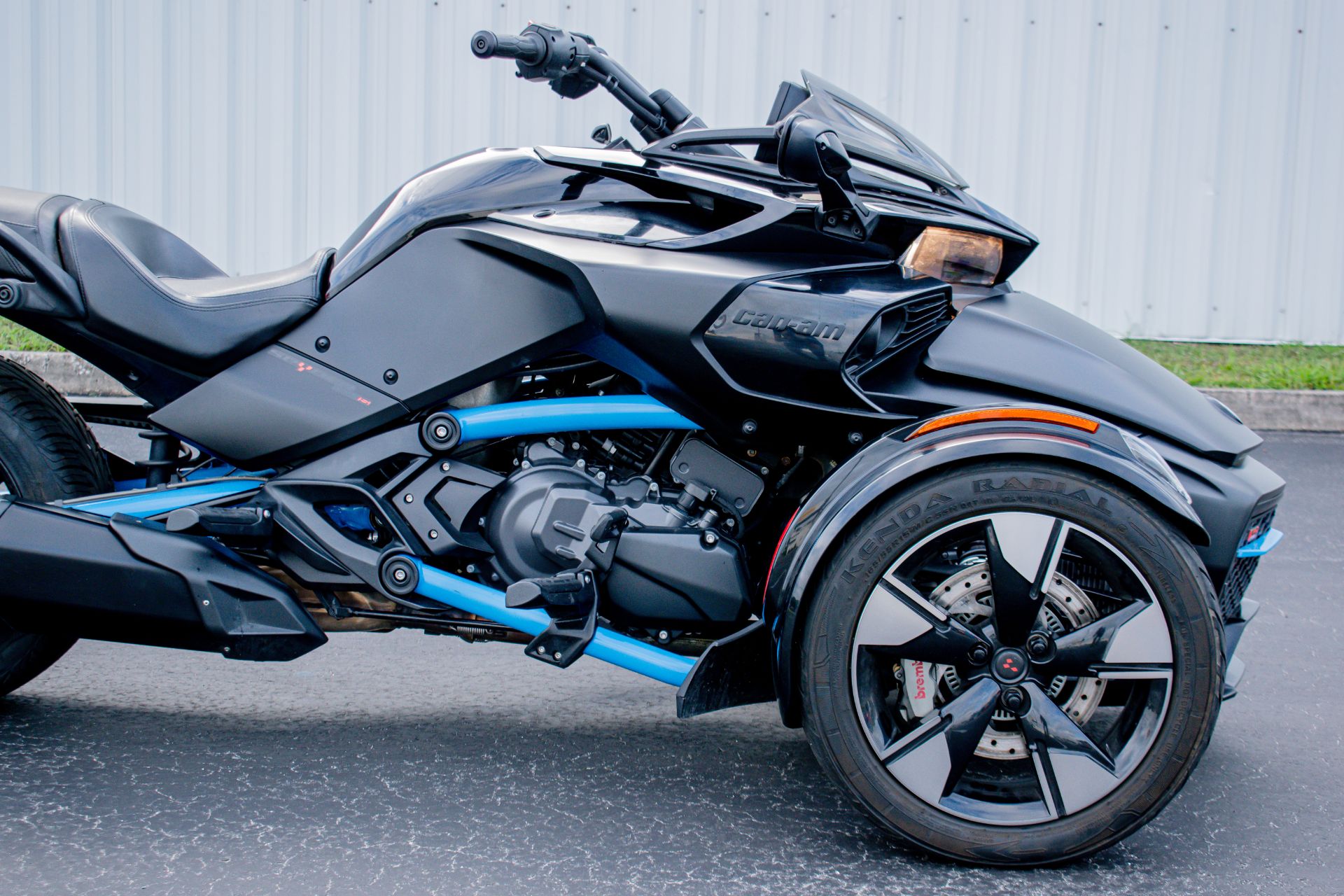 2022 Can Am Spyder photo 7