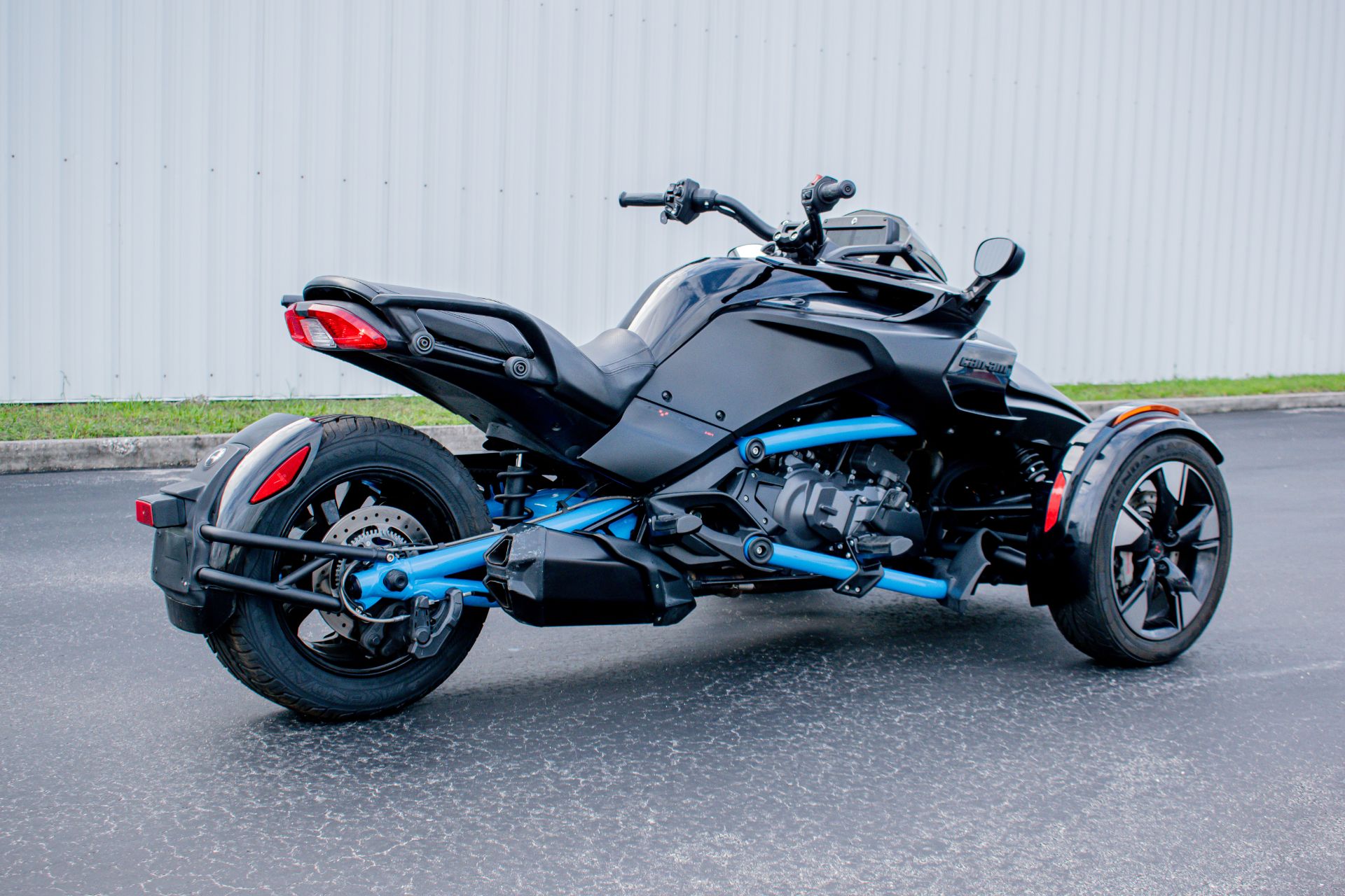 2022 Can Am Spyder photo 9